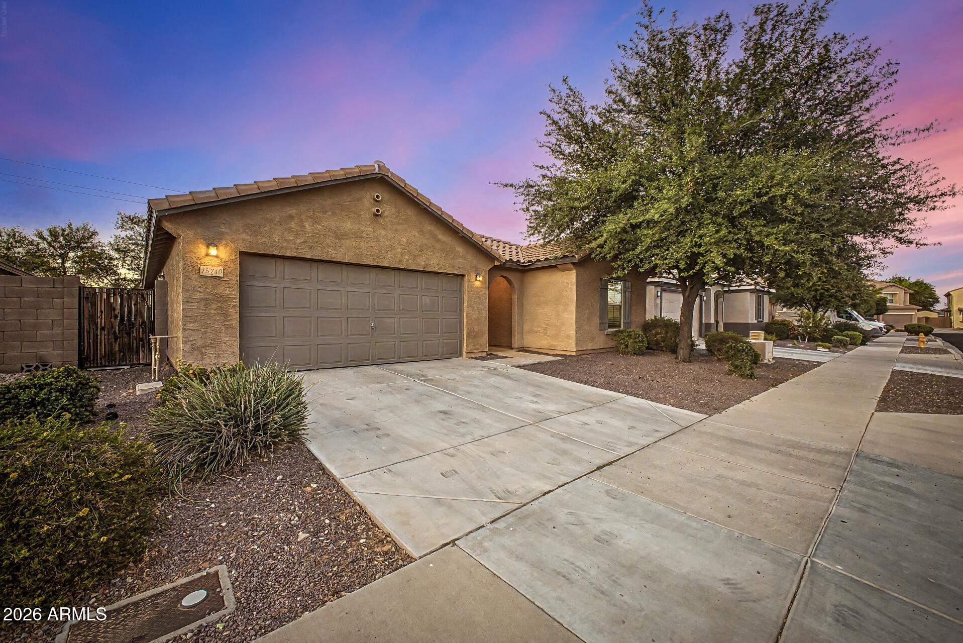 15740 W SHAW BUTTE Drive
