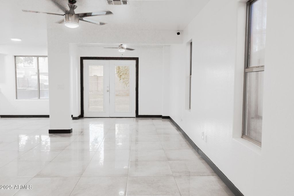 Photo of 7312 W Ocotillo Road, Glendale, AZ 85303 (MLS # 6931599)