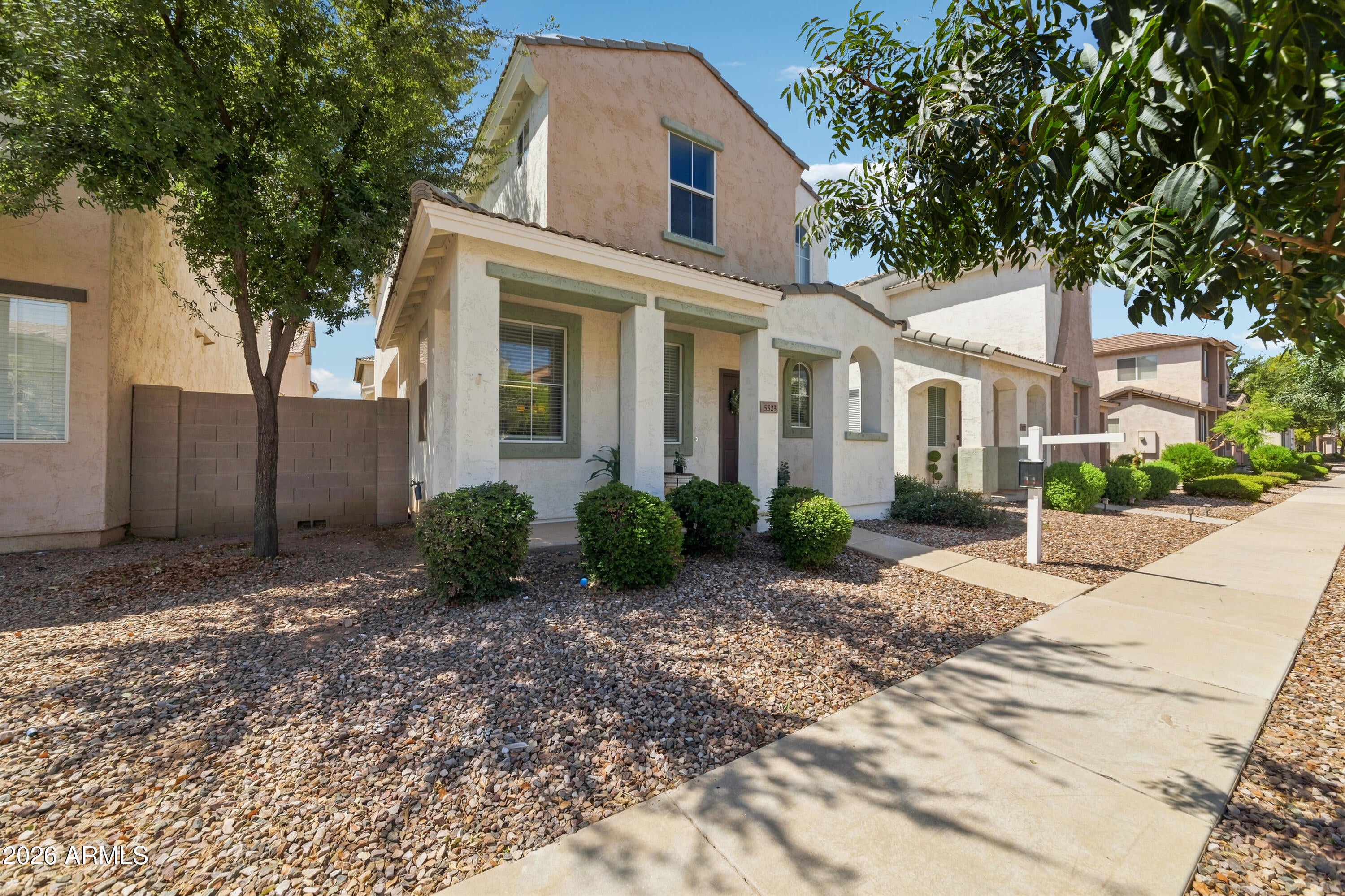 5323 W ILLINI Street