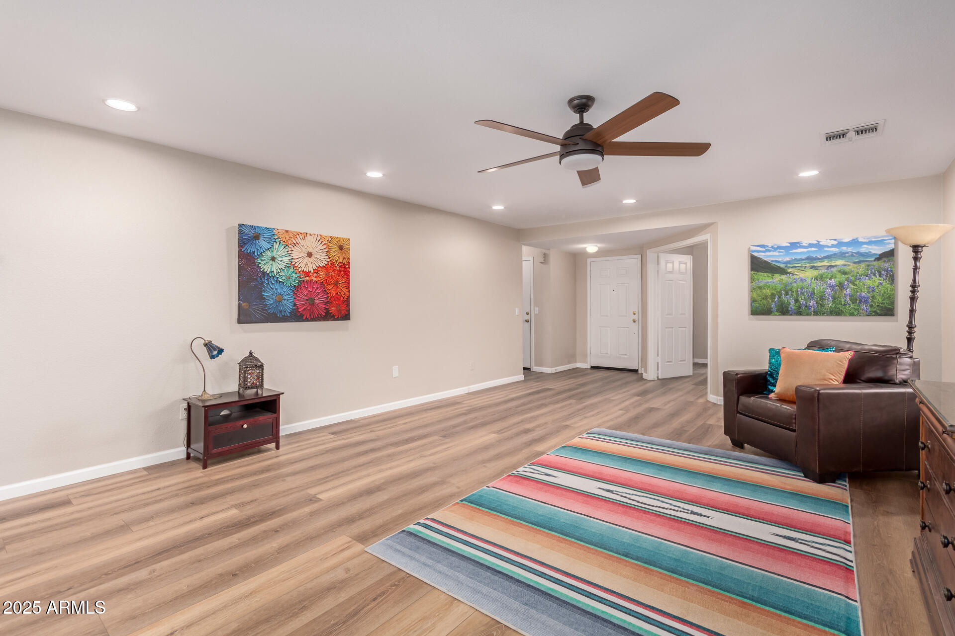 Surprise, Arizona 85374, United States, 3 Bedrooms Bedrooms, ,2 BathroomsBathrooms,Residential,Pending,237547