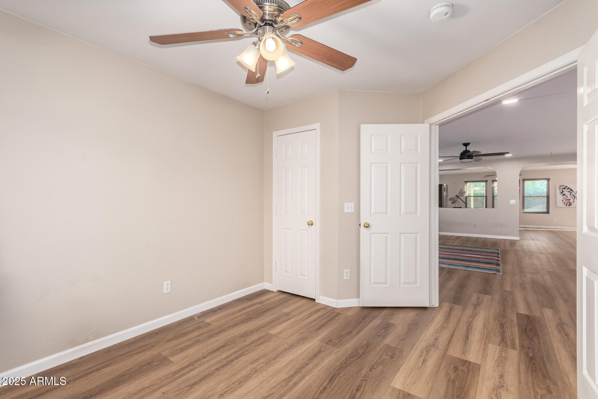 Surprise, Arizona 85374, United States, 3 Bedrooms Bedrooms, ,2 BathroomsBathrooms,Residential,Pending,237547