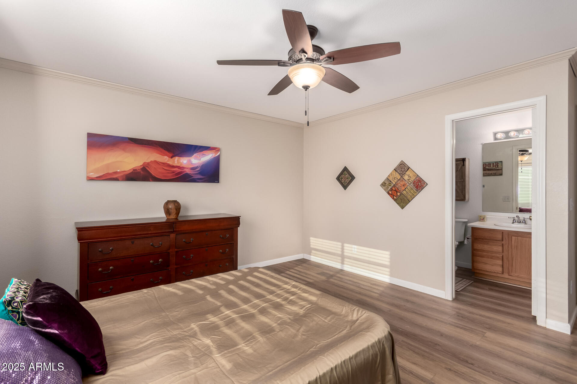 Surprise, Arizona 85374, United States, 3 Bedrooms Bedrooms, ,2 BathroomsBathrooms,Residential,Pending,237547