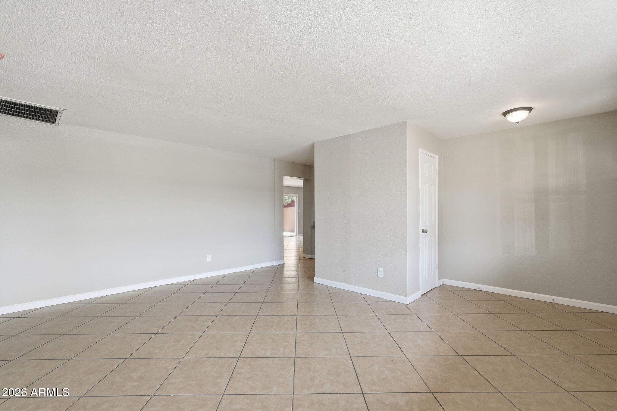 2936 W HIGHLAND Avenue