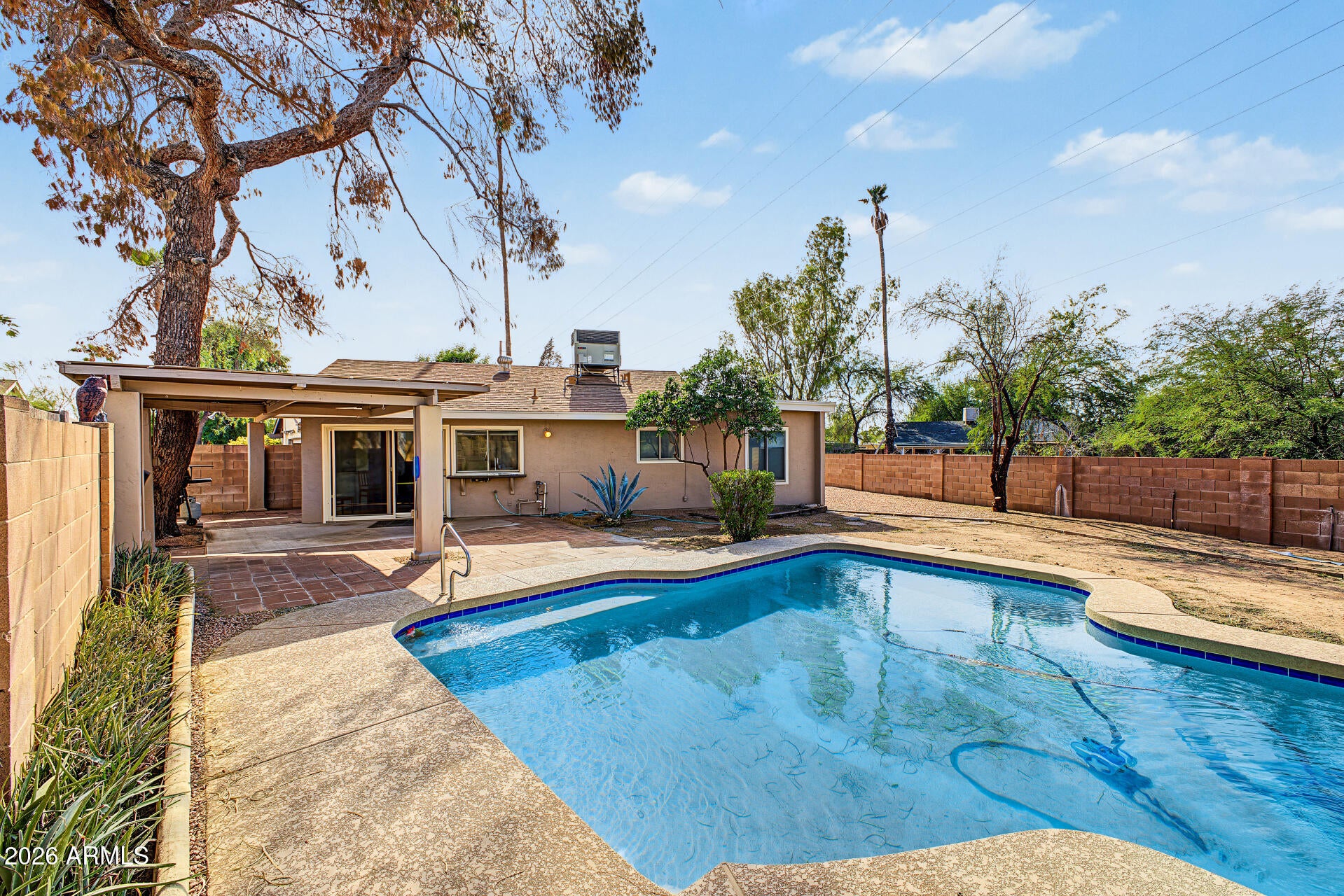2622 N 87TH Terrace