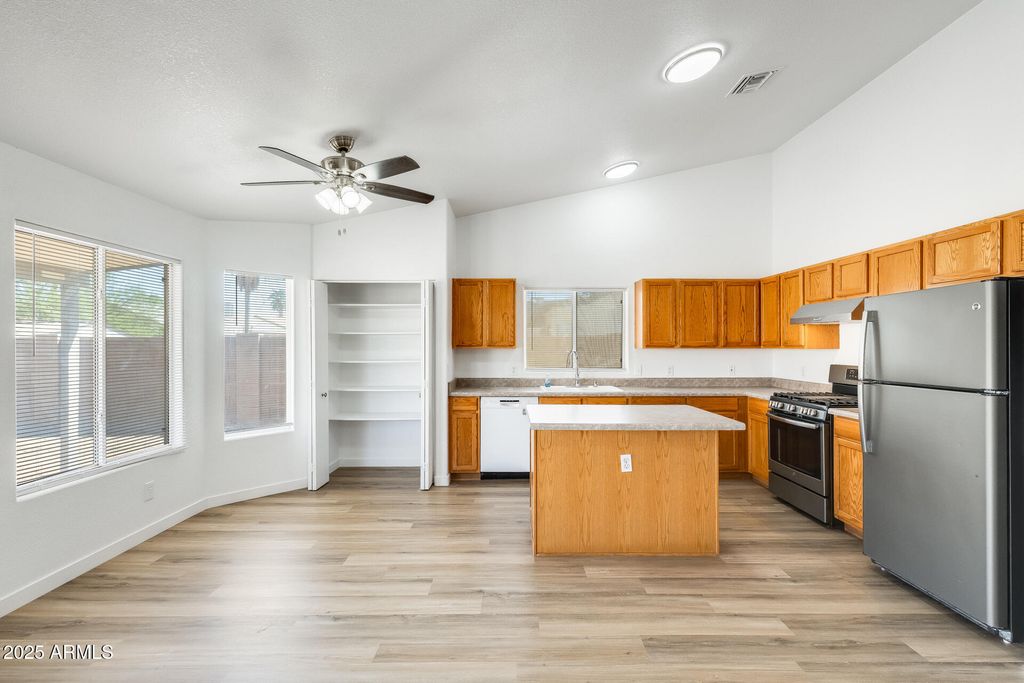 Photo of 1656 E Melissa Street, Casa Grande, AZ 85122 (MLS # 6915896)