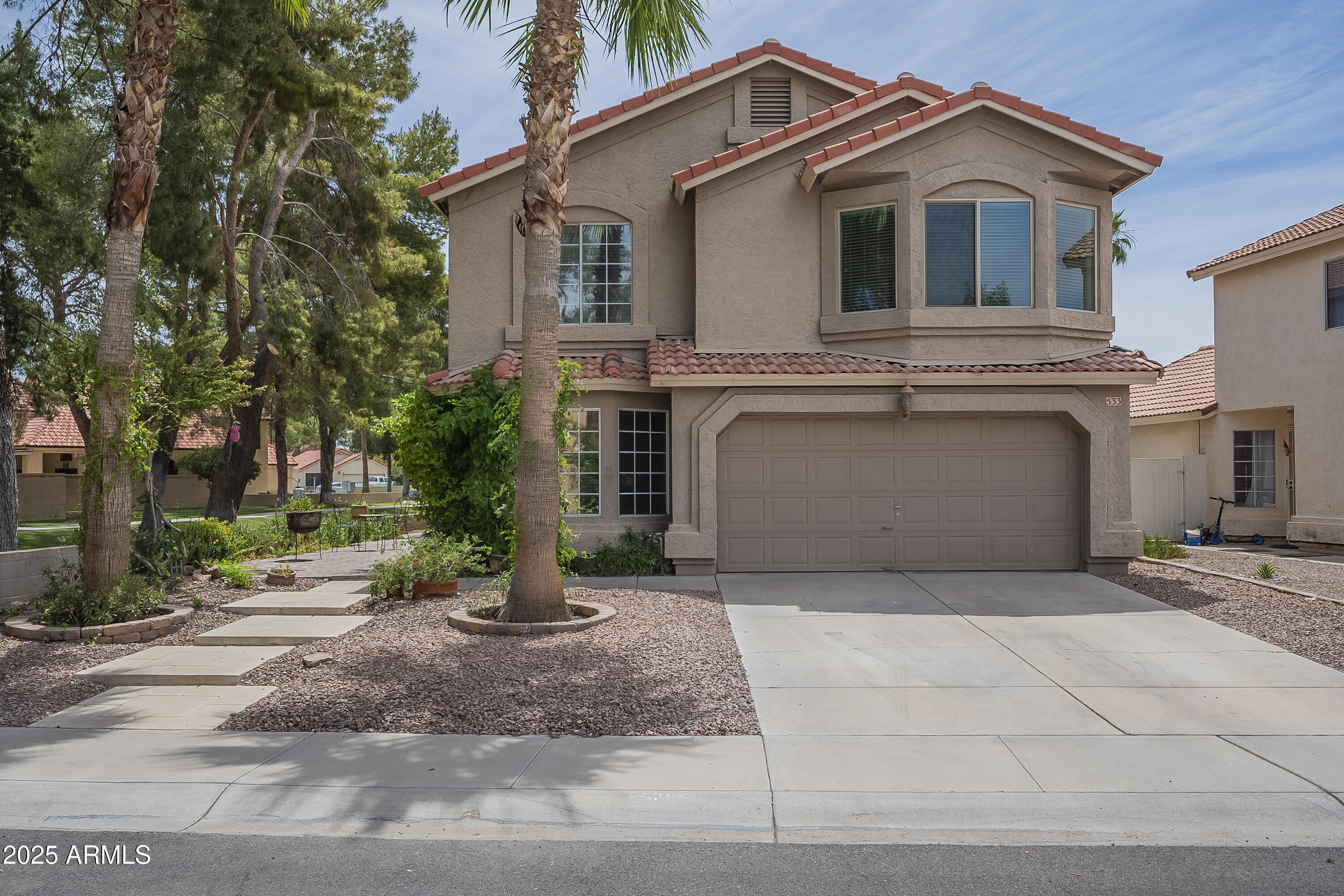 533 N COBBLESTONE Street