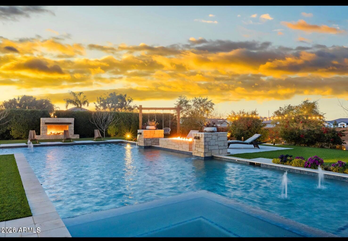 5348 W ENCANTO VERDE Drive
