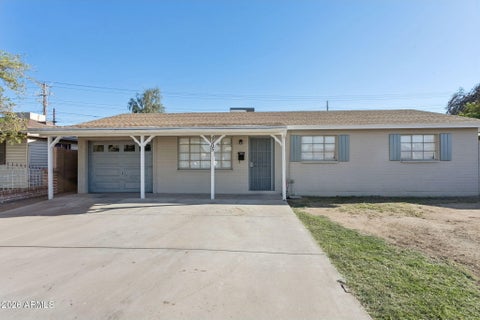 Photo of 4505 W Crittenden Lane, Phoenix, AZ 85031 (MLS # 7005468)