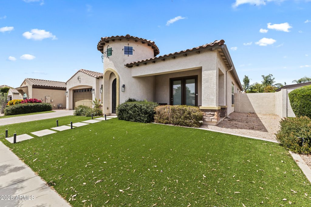 Photo of 22366 E Sentiero Drive, Queen Creek, AZ 85142 (MLS # 7022386)