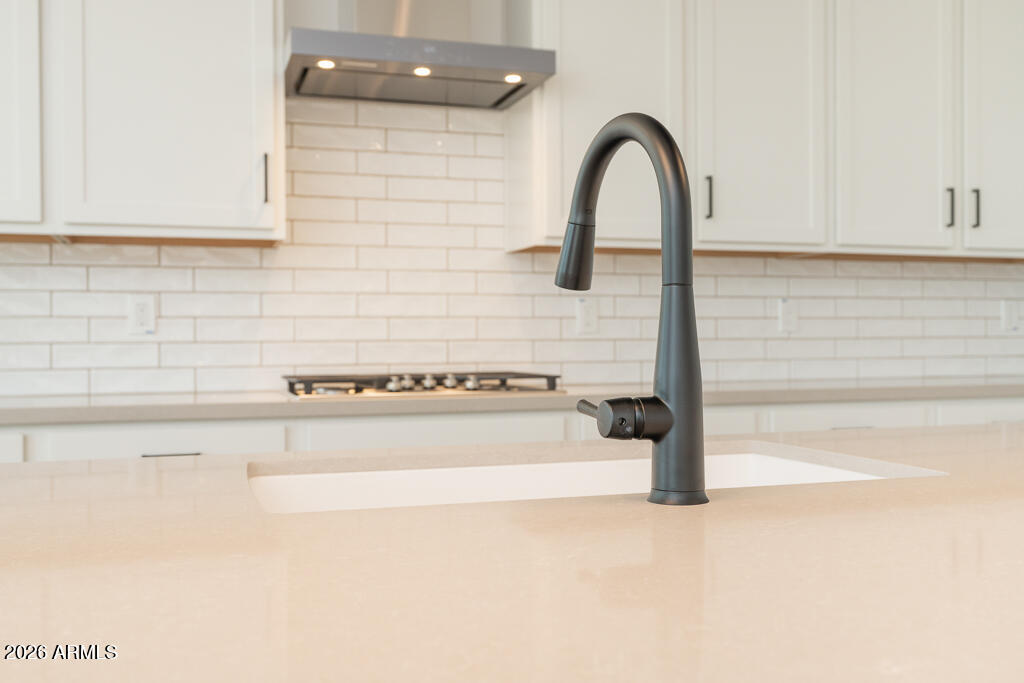 17629 W TURNEY Avenue