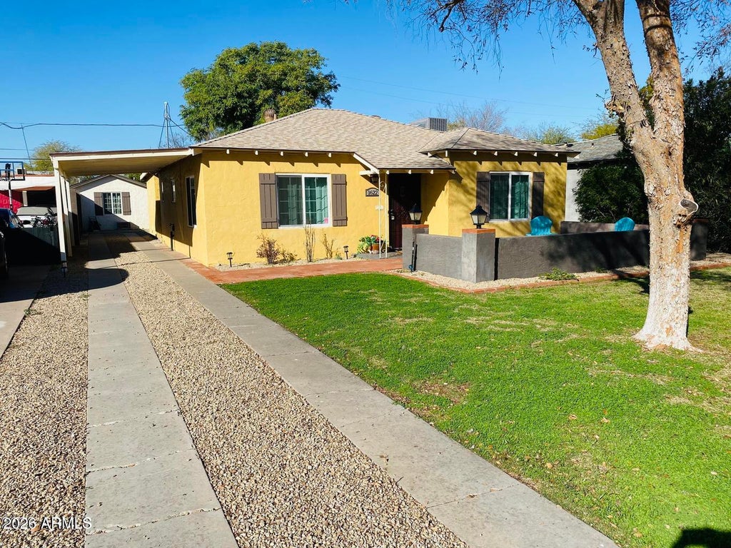 Photo of 1622 N 16th Avenue, Phoenix, AZ 85007 (MLS # 7073135)