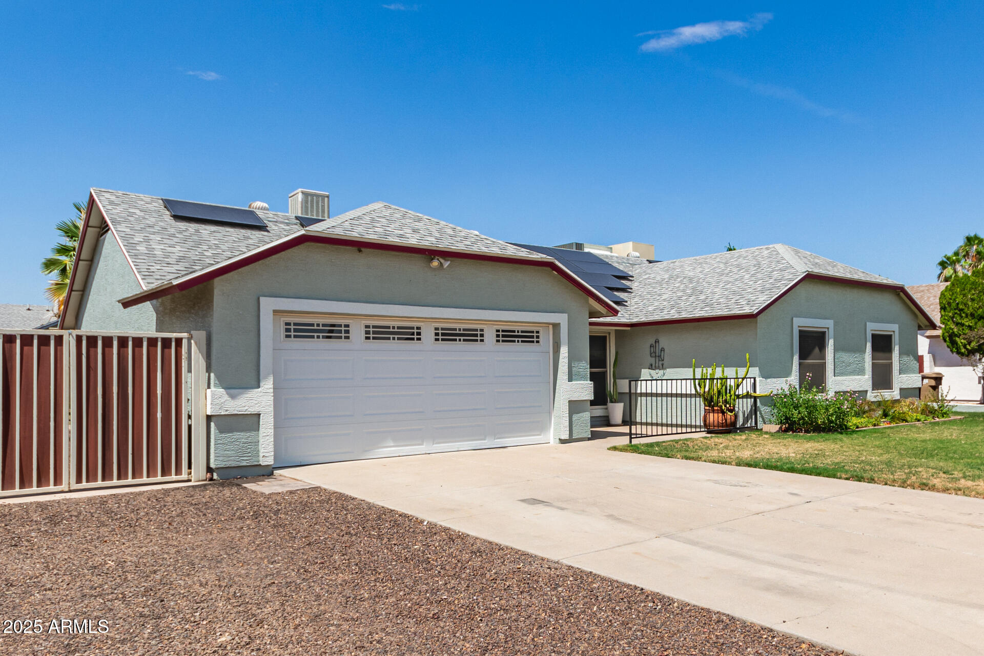 8708 W GOLDEN Lane