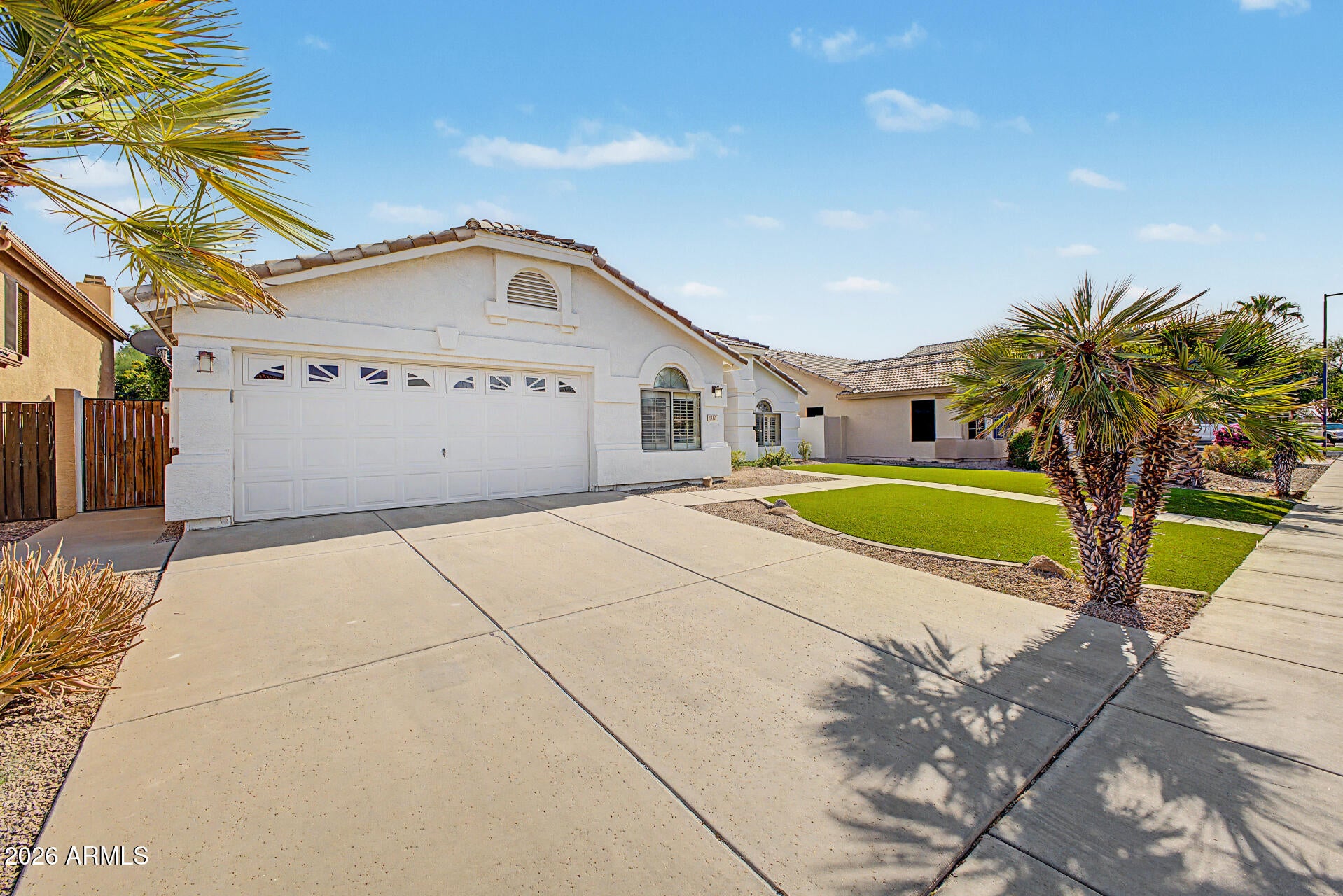 1783 E ARABIAN Drive
