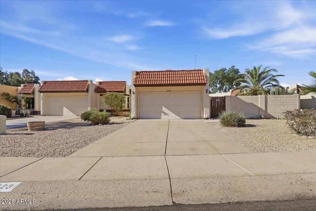 Photo of 2523 E Villa Maria Drive, Phoenix, AZ 85032 (MLS # 6999148)