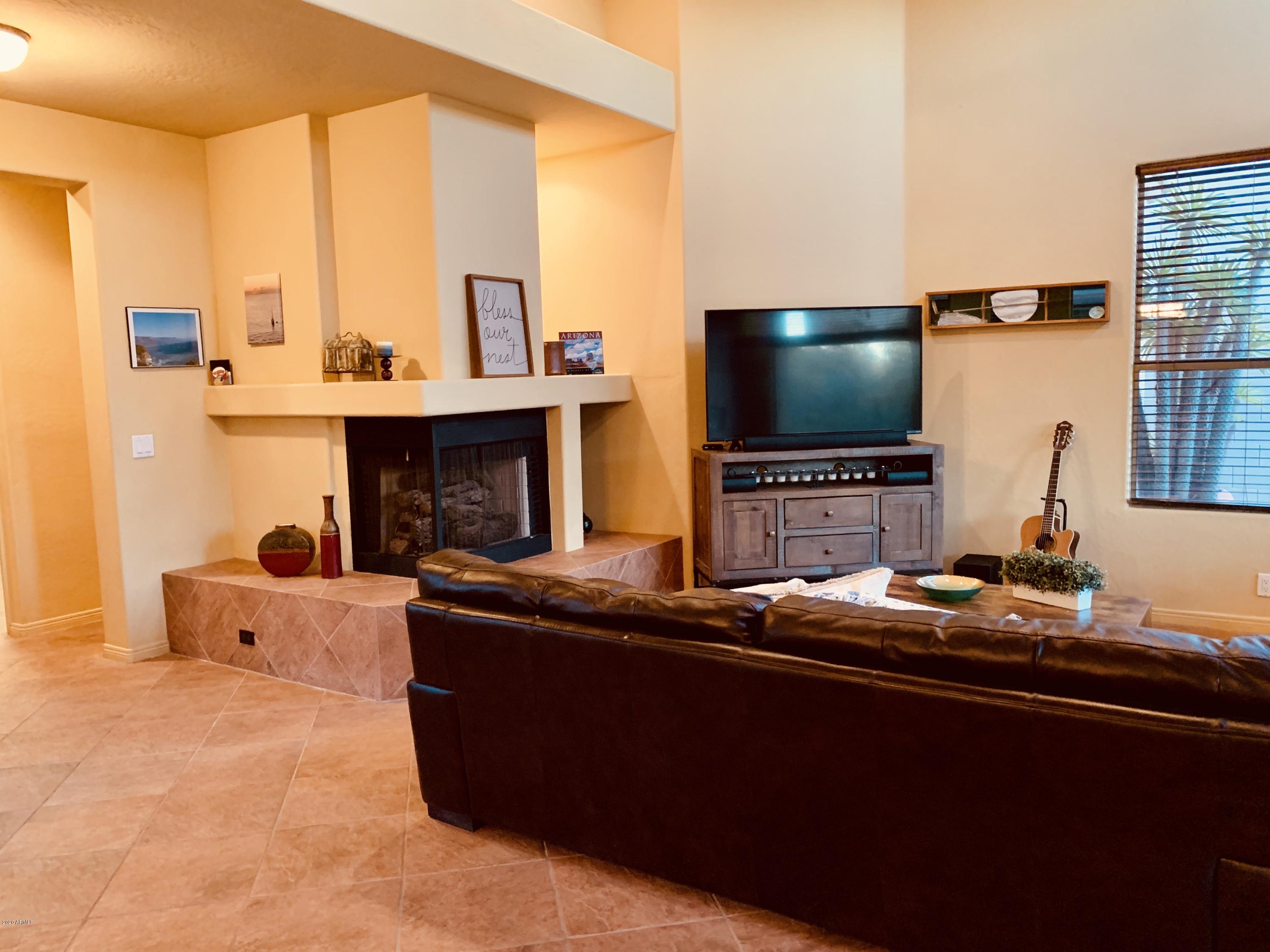 6925 E Sienna Bouquet Place