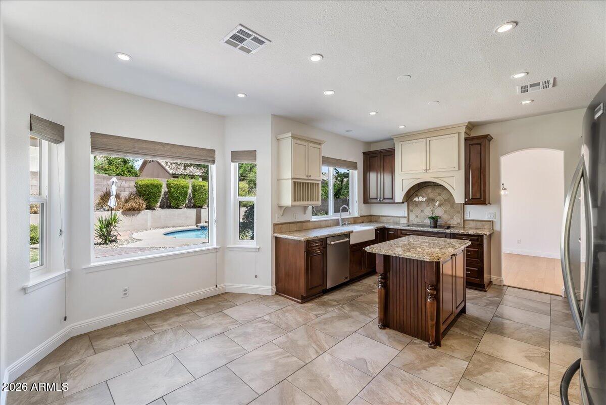 CRIMSON RIDGE - Residential