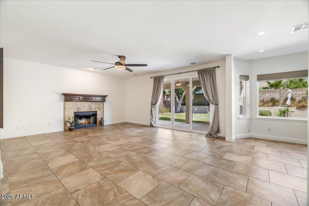 CRIMSON RIDGE - Residential