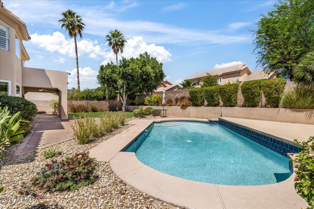 CRIMSON RIDGE - Residential