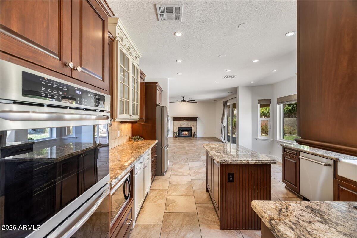 CRIMSON RIDGE - Residential