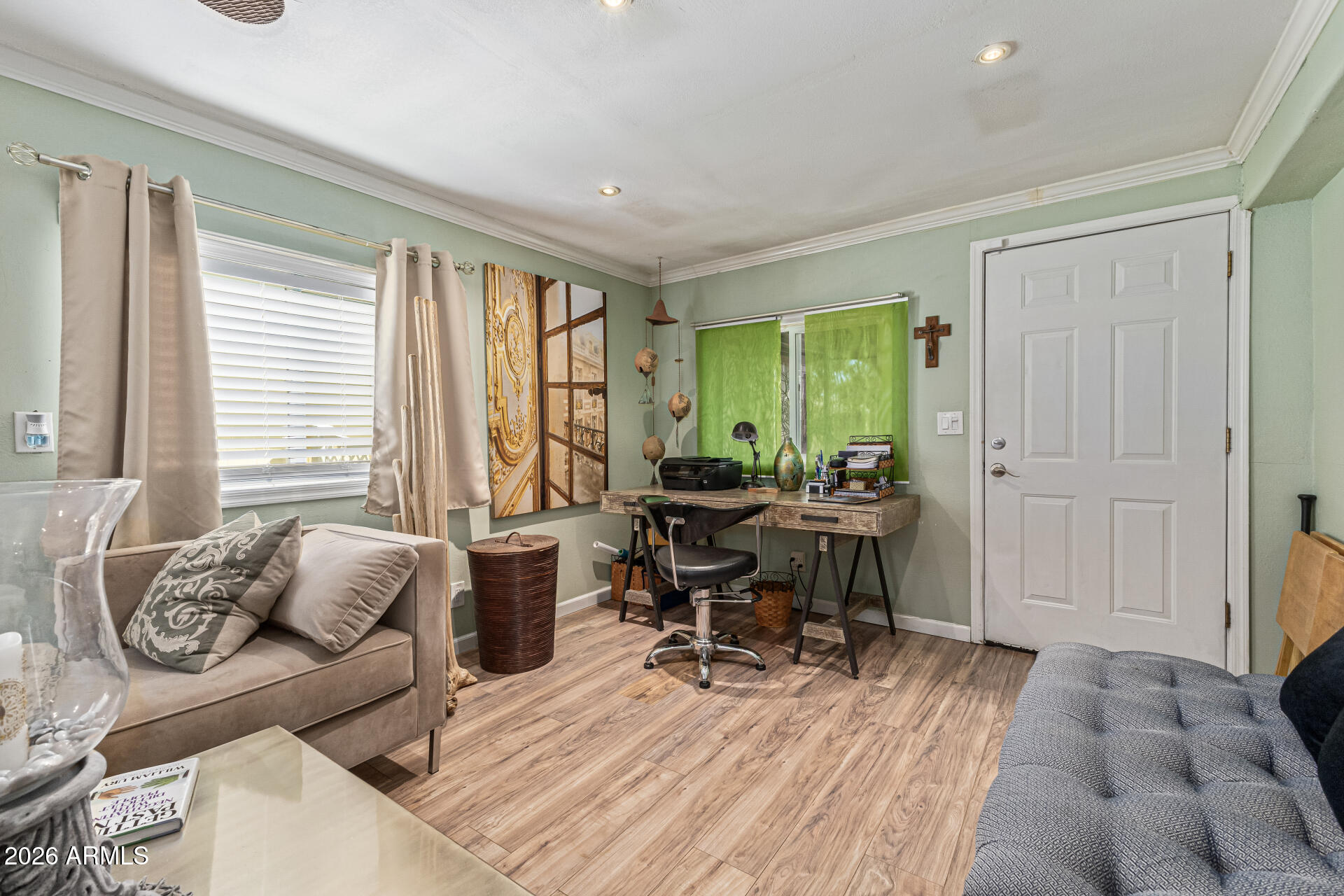 19802 N 32ND Street N OFC