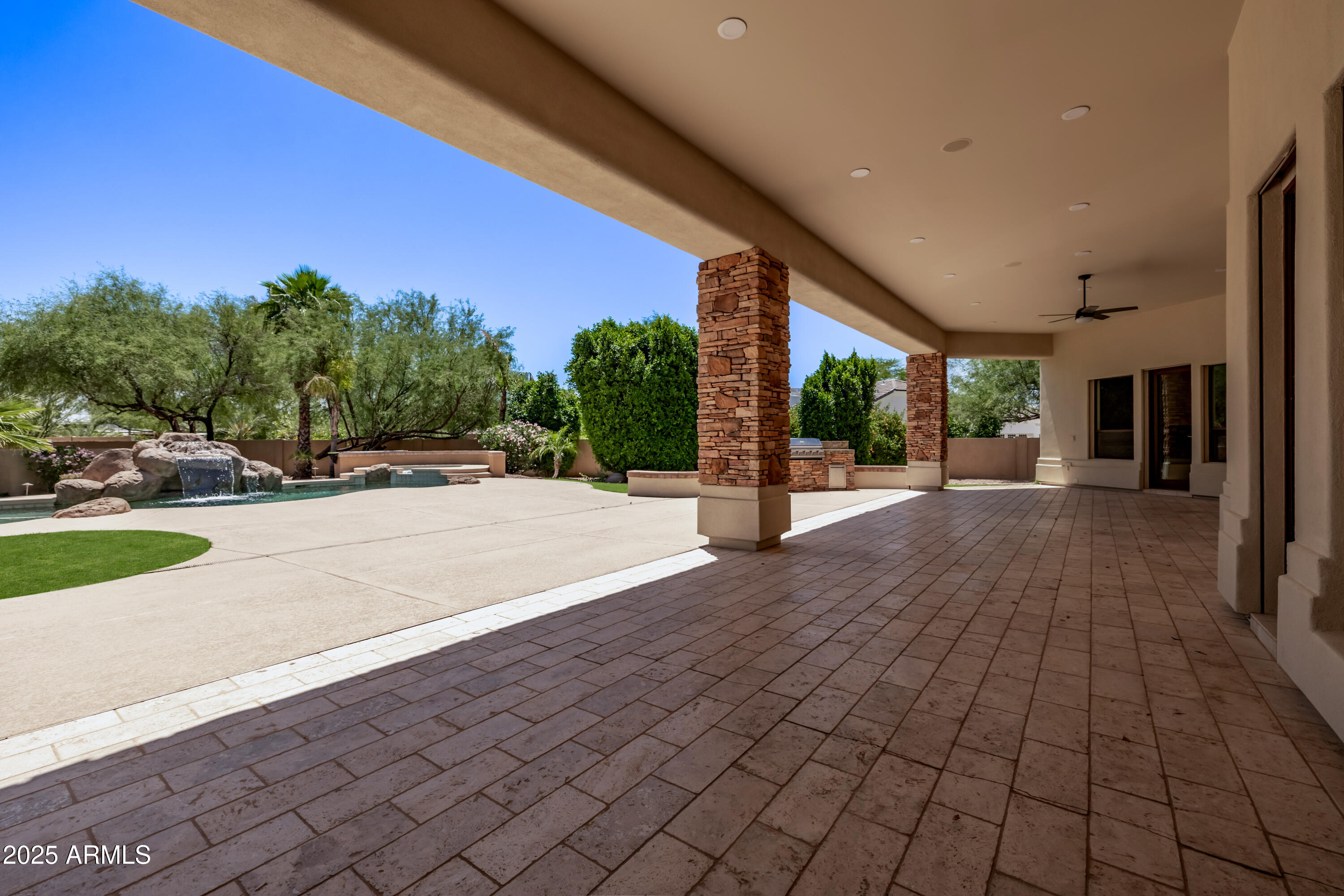 CARMICHAEL COURT - Residential
