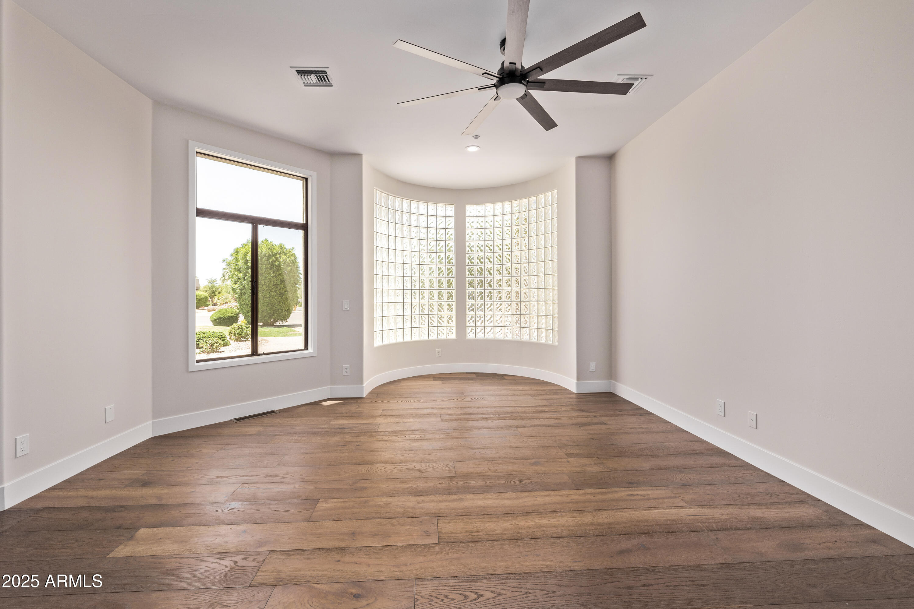 CARMICHAEL COURT - Residential