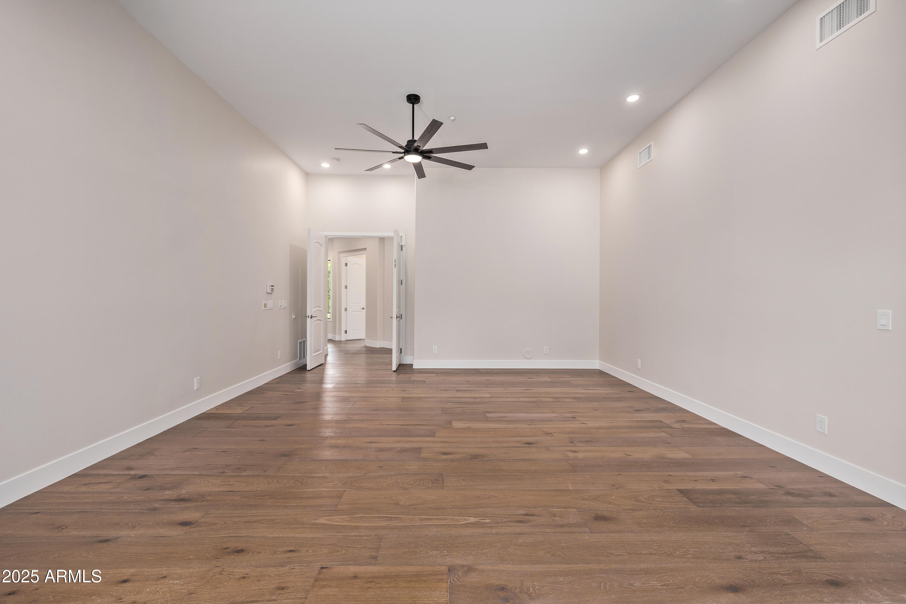 CARMICHAEL COURT - Residential