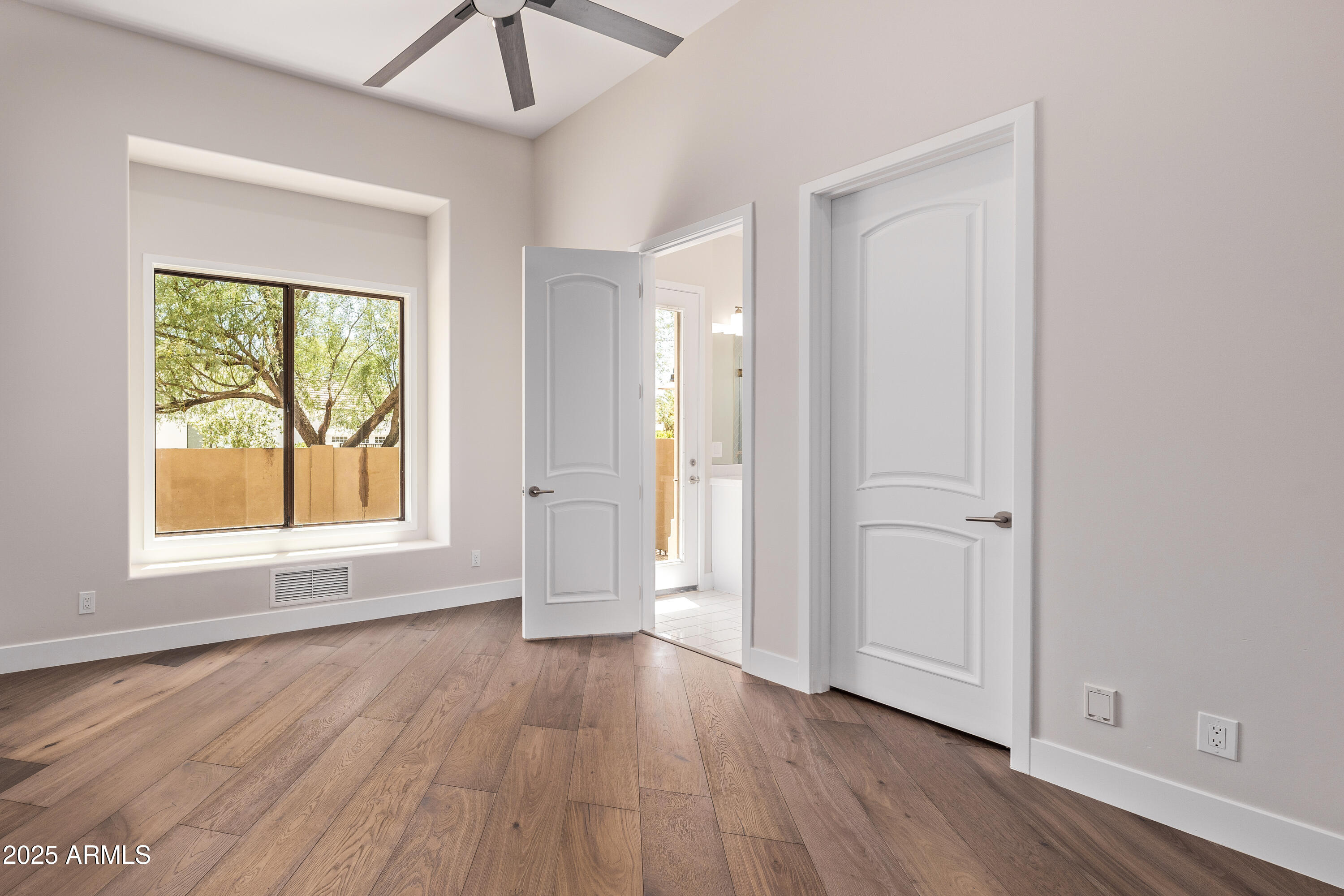 CARMICHAEL COURT - Residential