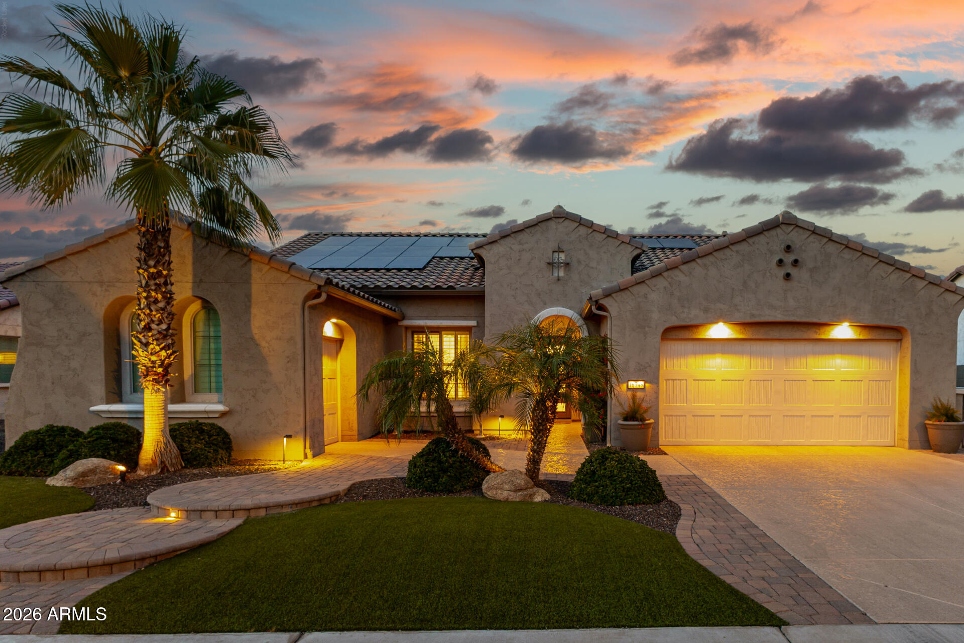 16748 W HOLLY Street