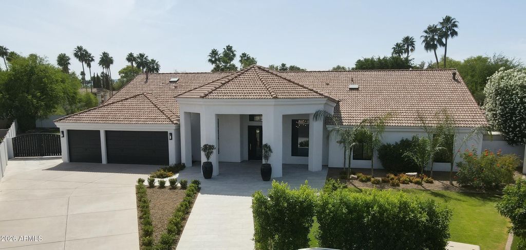 Photo of 8603 E Aster Drive, Scottsdale, AZ 85260 (MLS # 7021864)