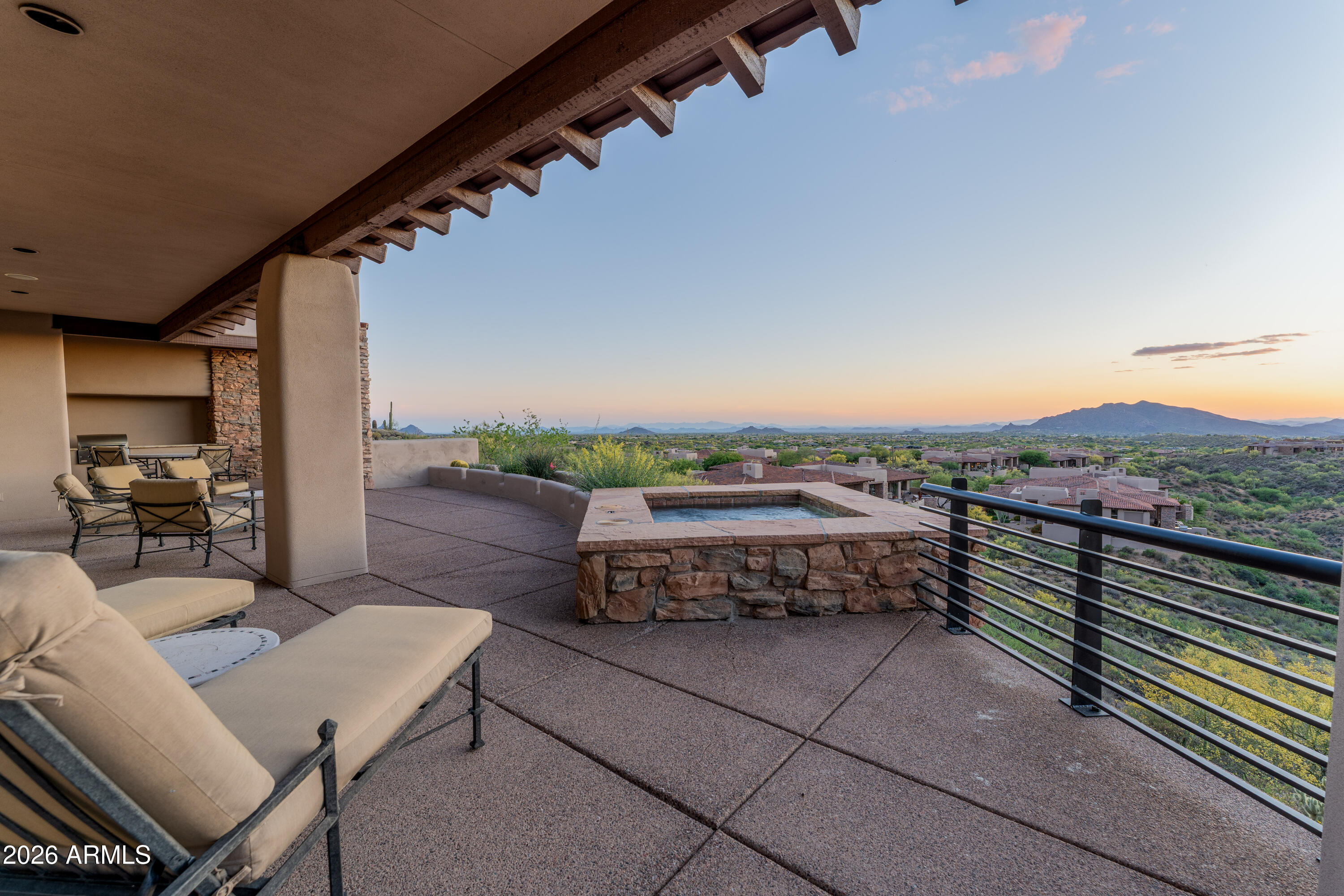 DESERT MOUNTAIN PHASE 2 UNIT 28 - Residential