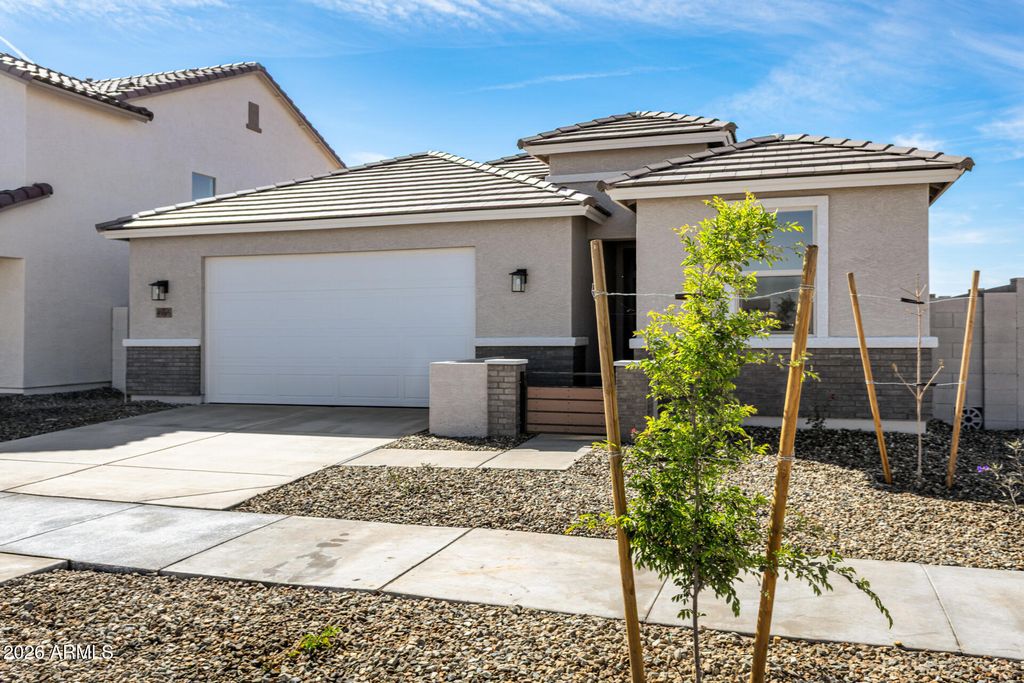 Photo of 46865 W Crescent Moon Drive, Maricopa, AZ 85139 (MLS # 6996816)