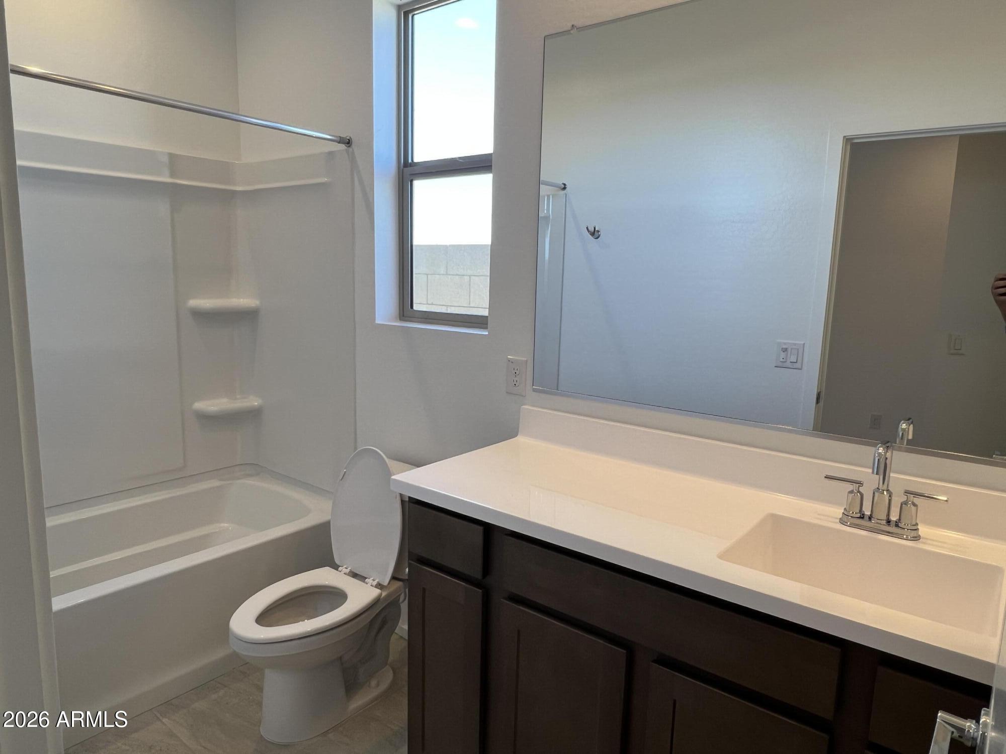 46865 W Crescent Moon Drive