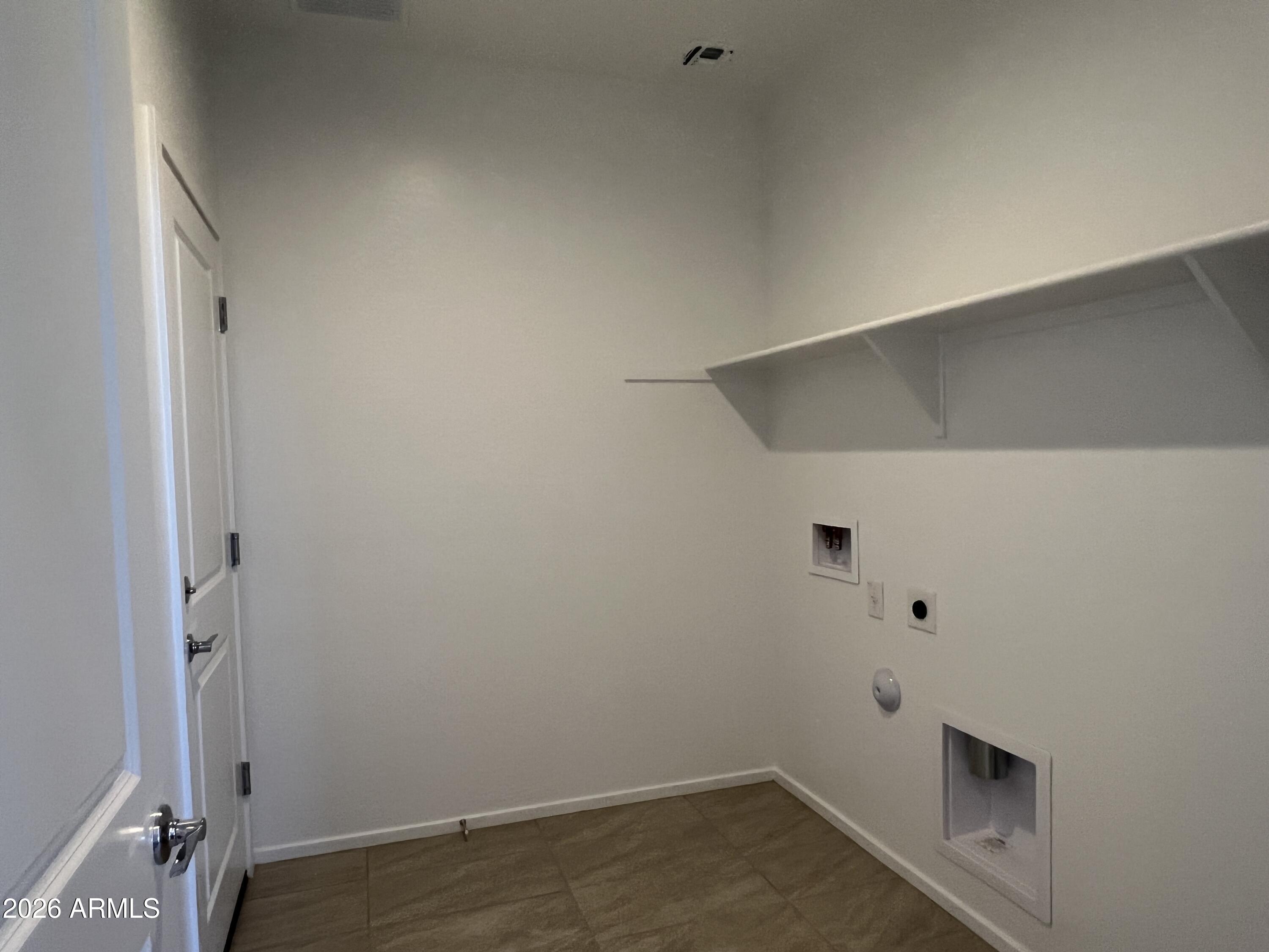 46865 W Crescent Moon Drive