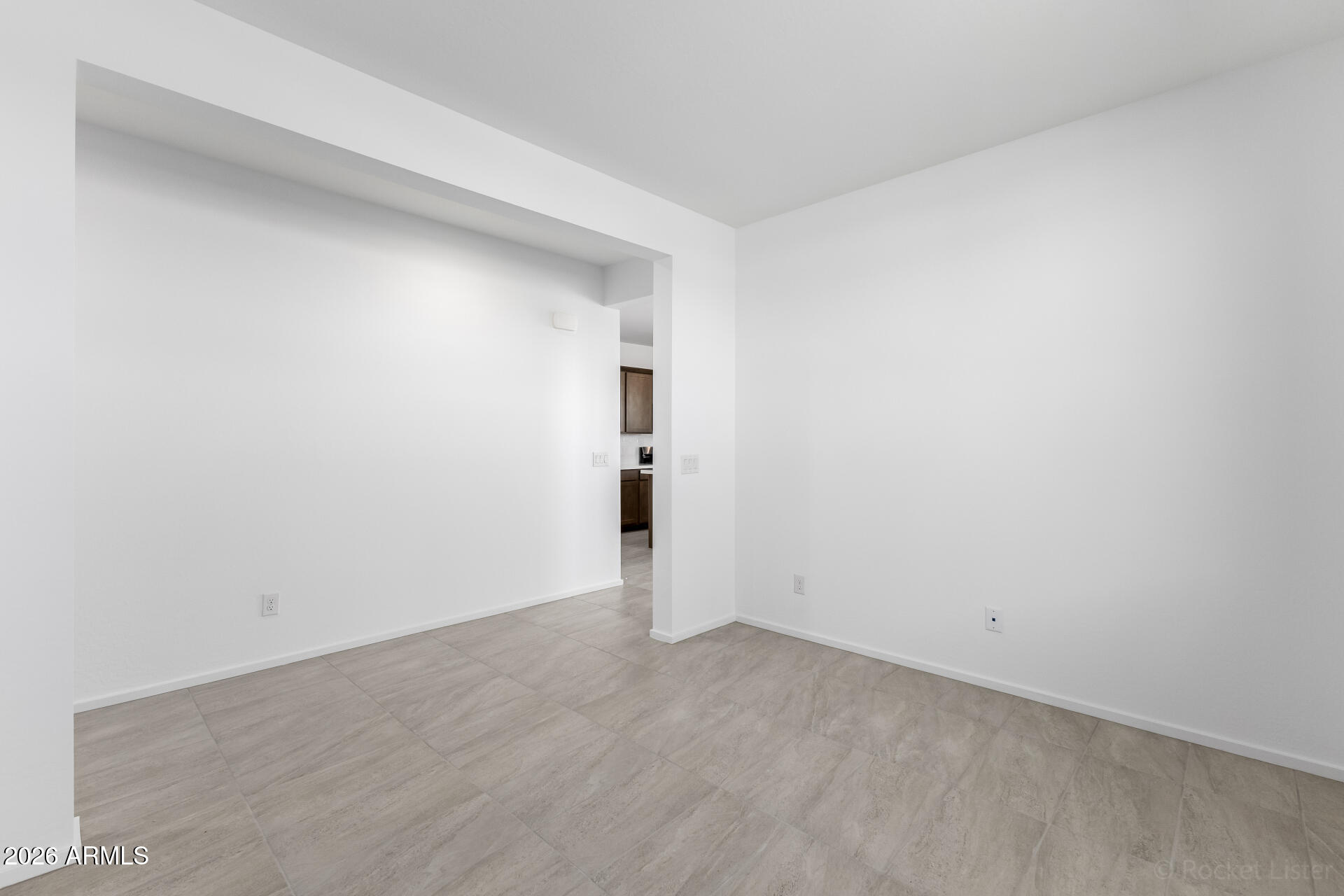 46865 W Crescent Moon Drive