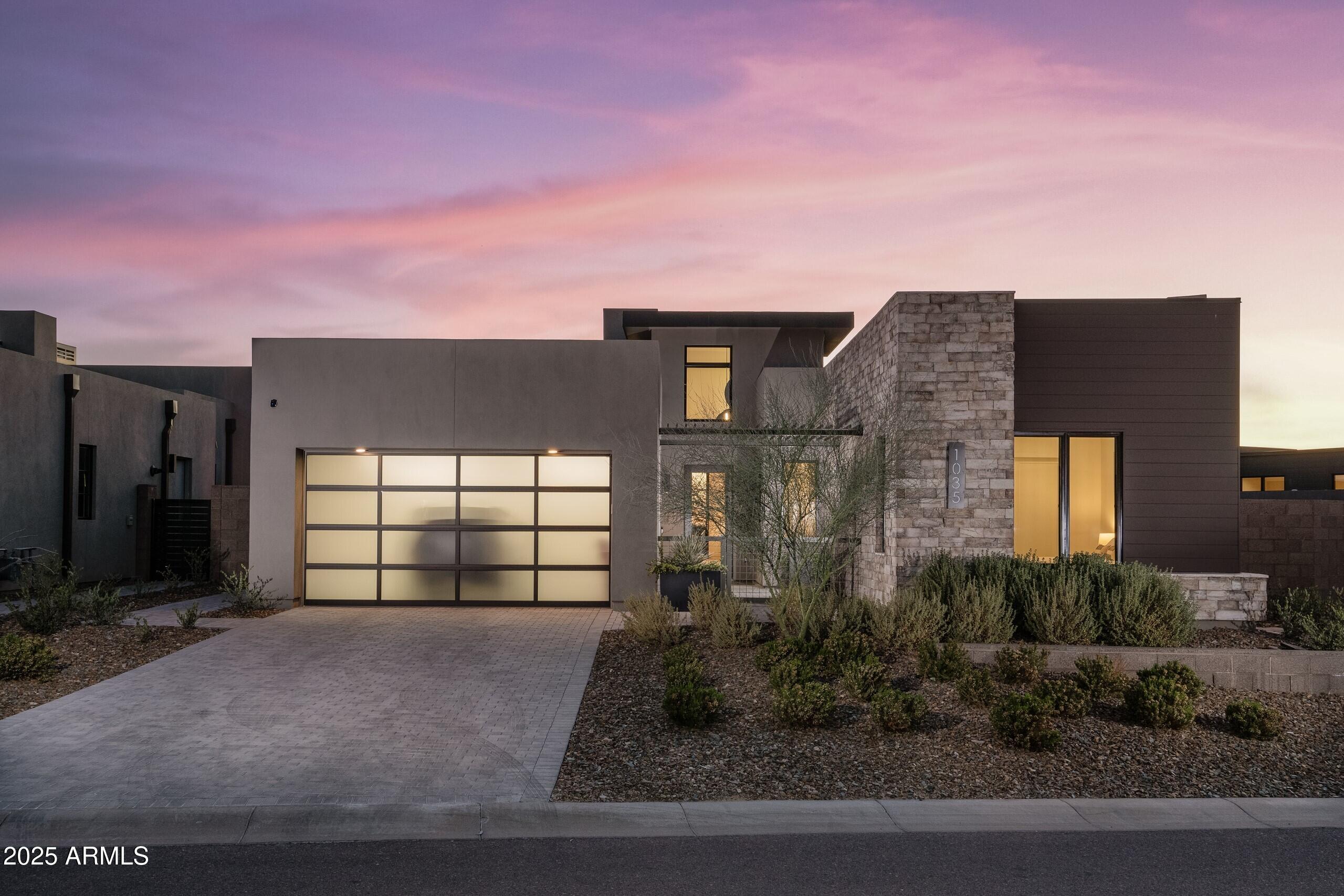 37200 N CAVE CREEK Road 1035