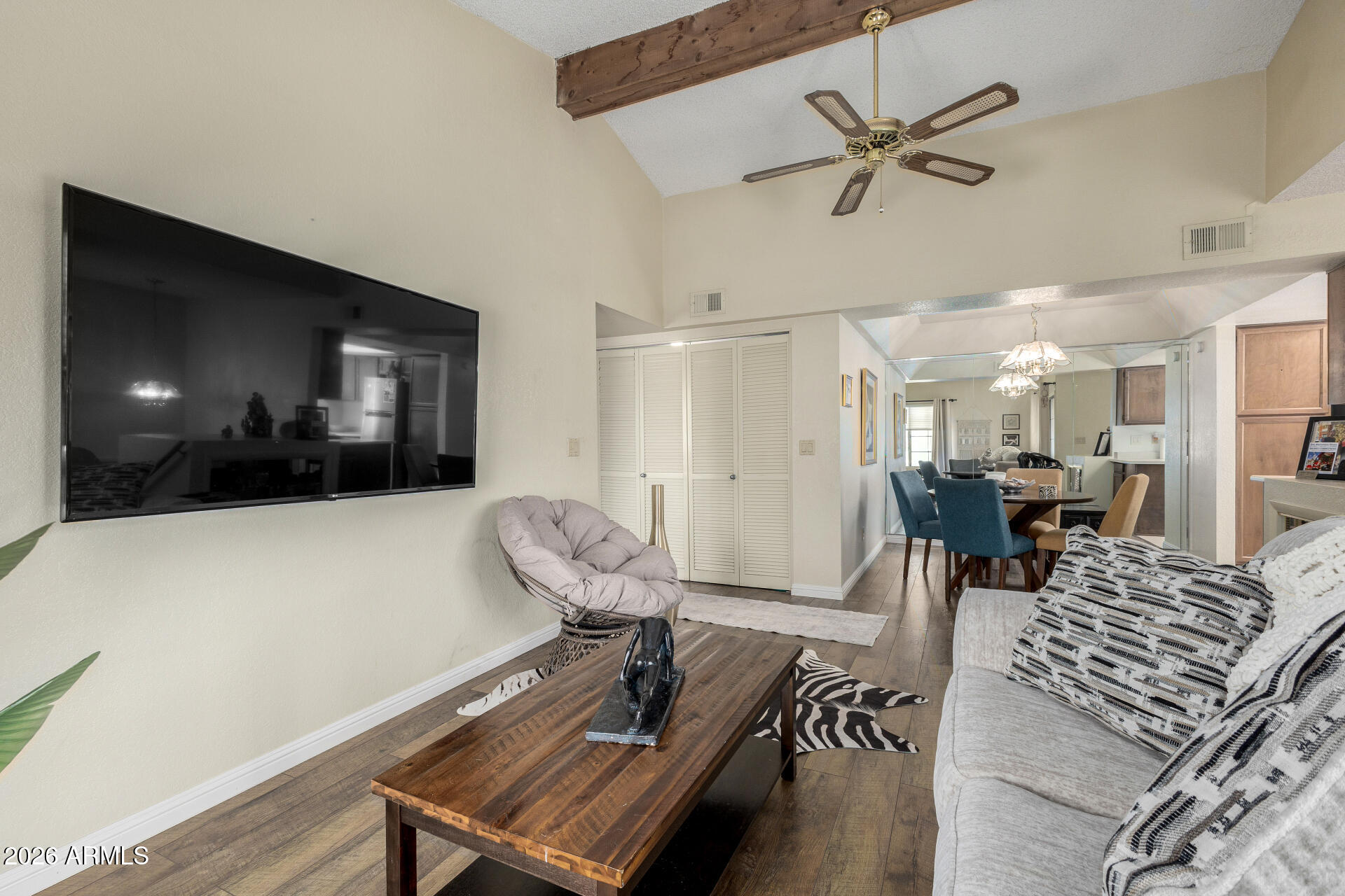 839 S WESTWOOD -- 287