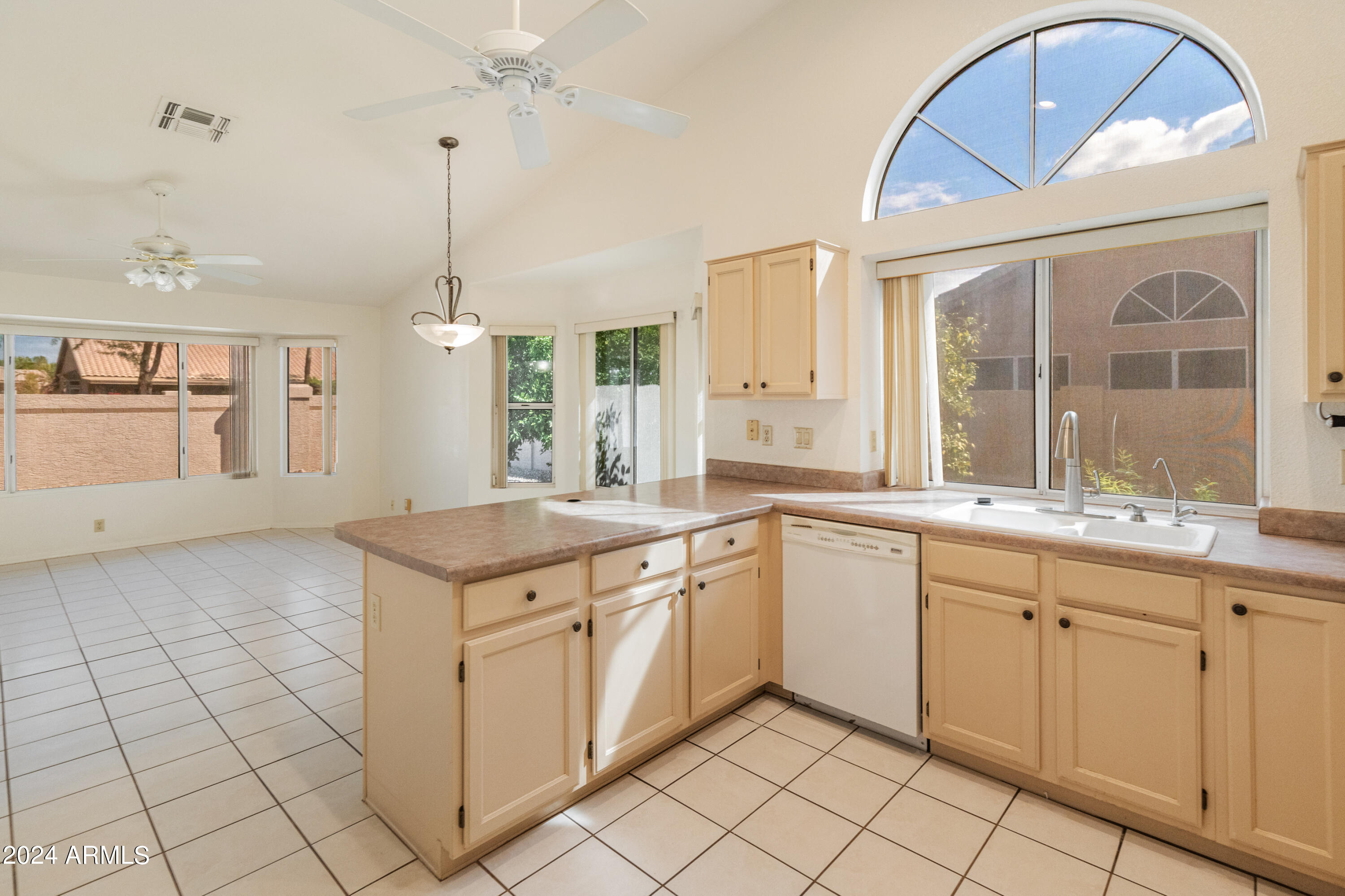 Peoria, Arizona 85382, United States, 2 Bedrooms Bedrooms, ,2 BathroomsBathrooms,Residential,Active,38202