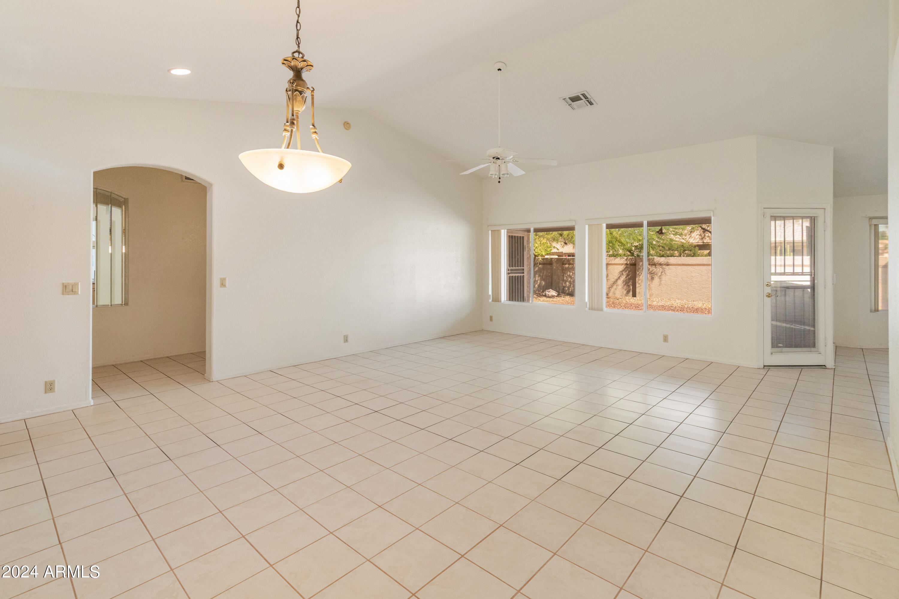 Peoria, Arizona 85382, United States, 2 Bedrooms Bedrooms, ,2 BathroomsBathrooms,Residential,Active,38202