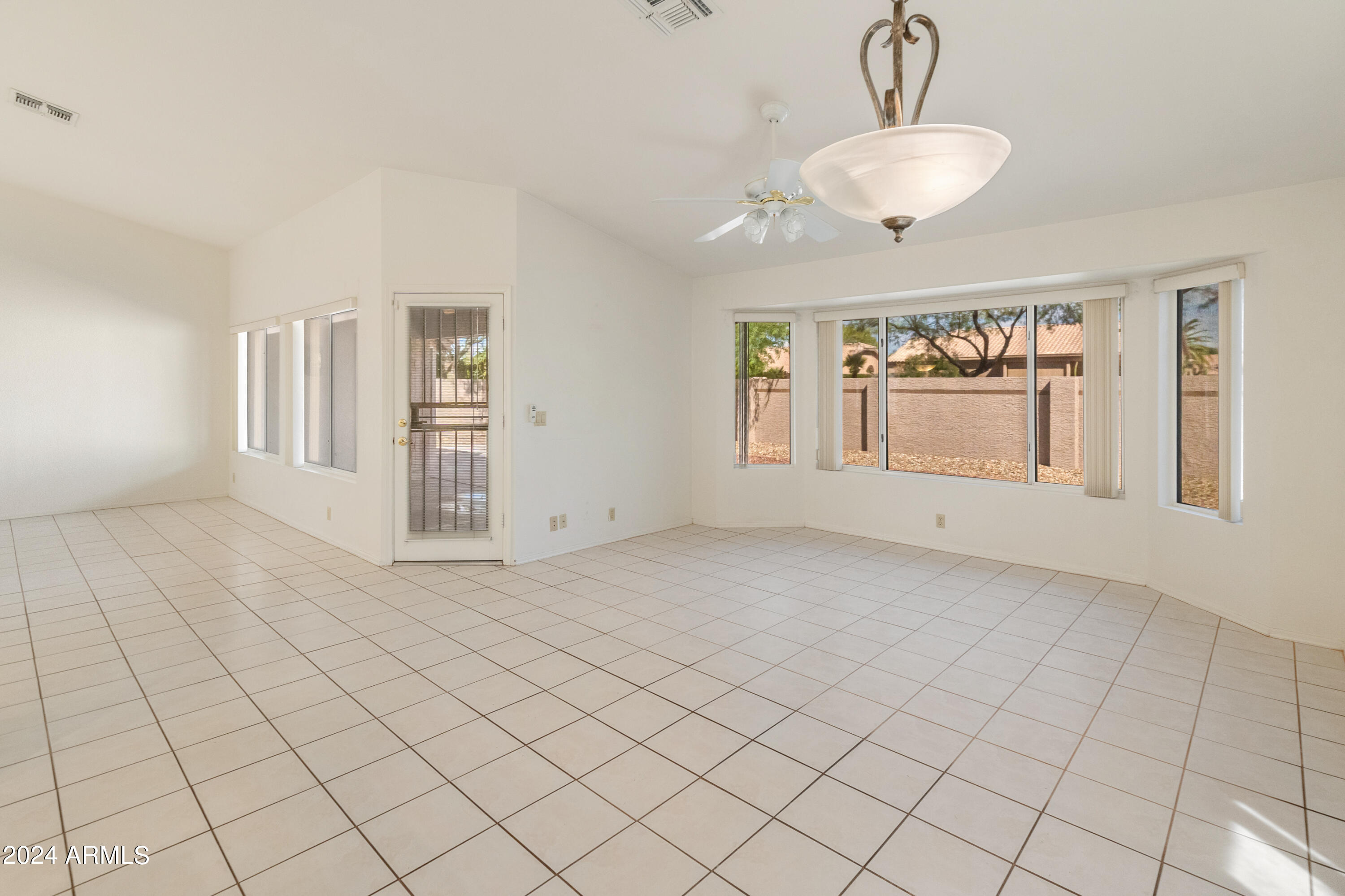 Peoria, Arizona 85382, United States, 2 Bedrooms Bedrooms, ,2 BathroomsBathrooms,Residential,Active,38202