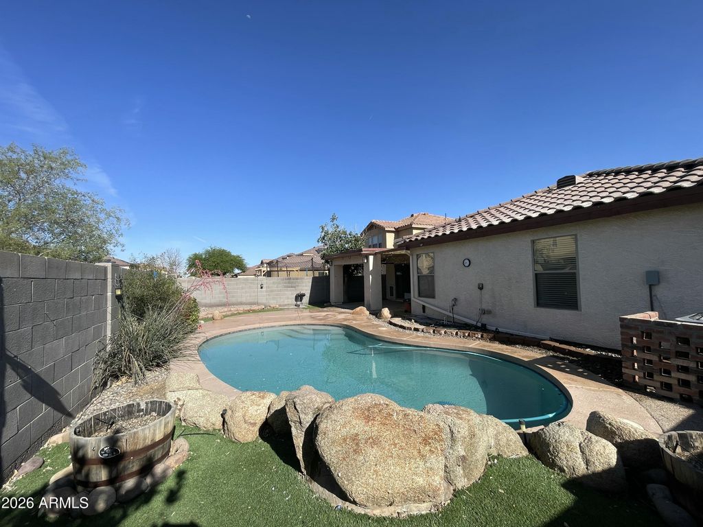 Photo of 578 W Racine Loop, Casa Grande, AZ 85122 (MLS # 7013099)