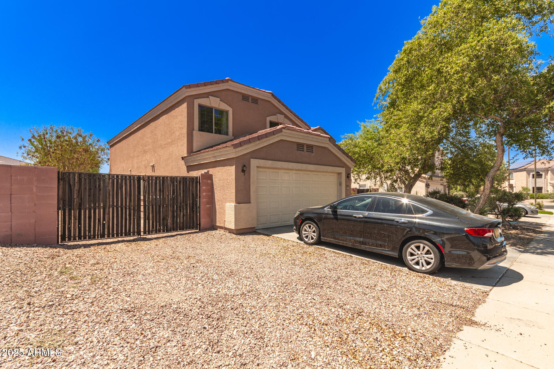 23113 W PAPAGO Street