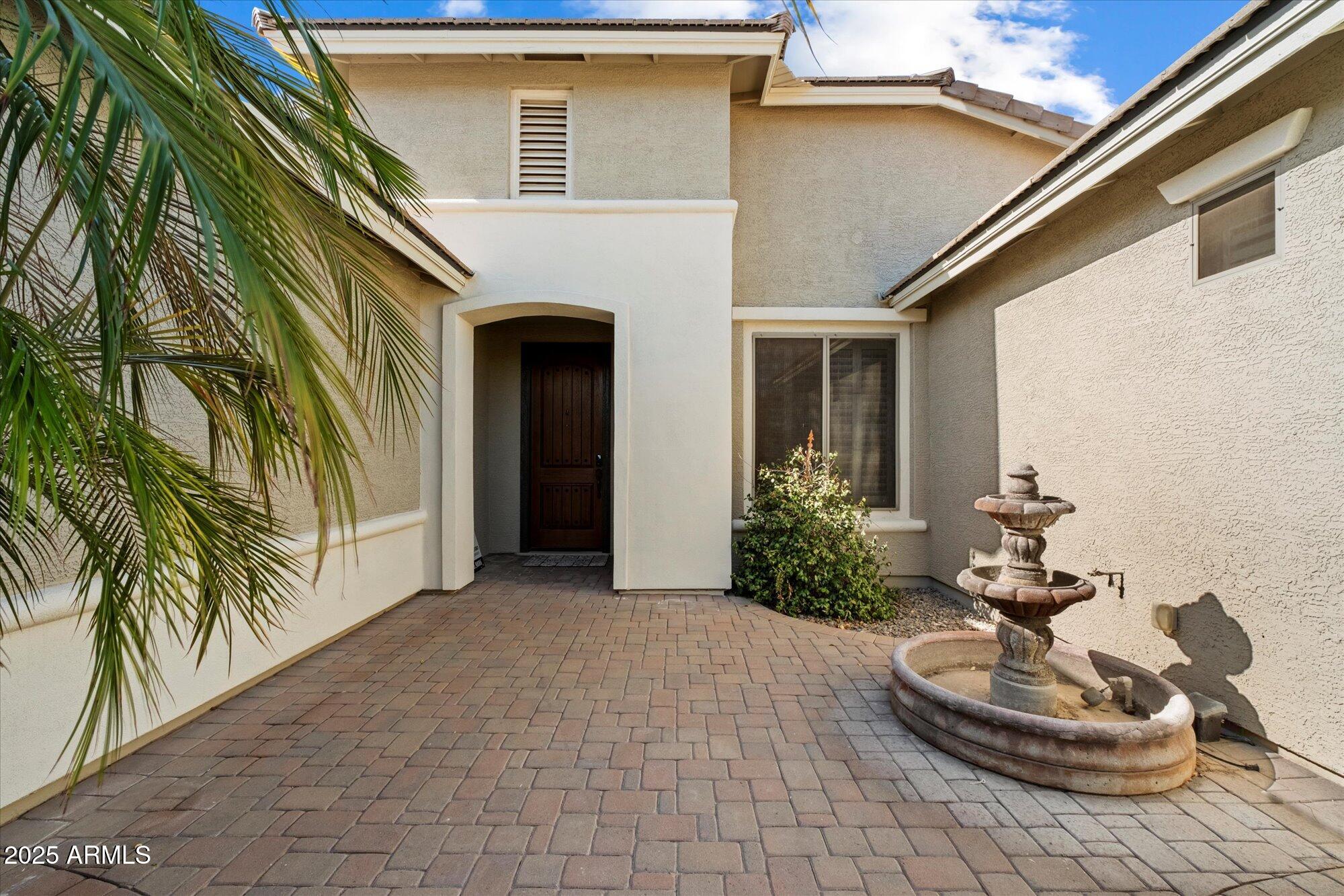 1464 E TONTO Drive