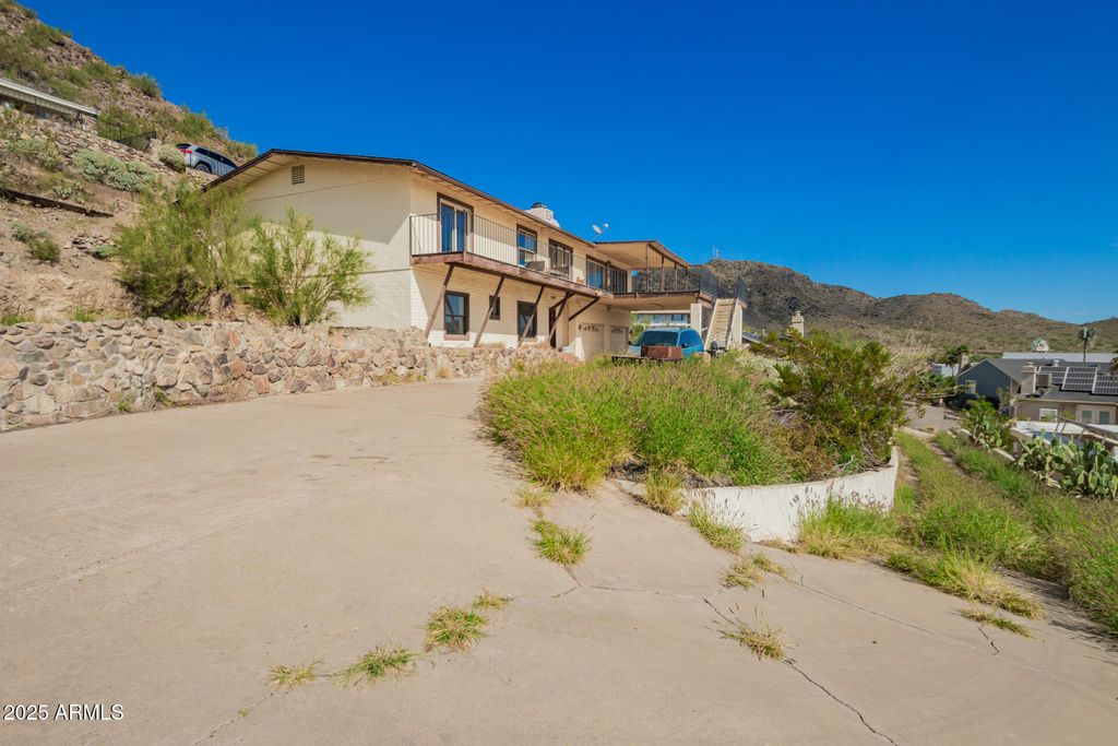 Photo of 1134 W Peoria Avenue, Phoenix, AZ 85029 (MLS # 6937457)