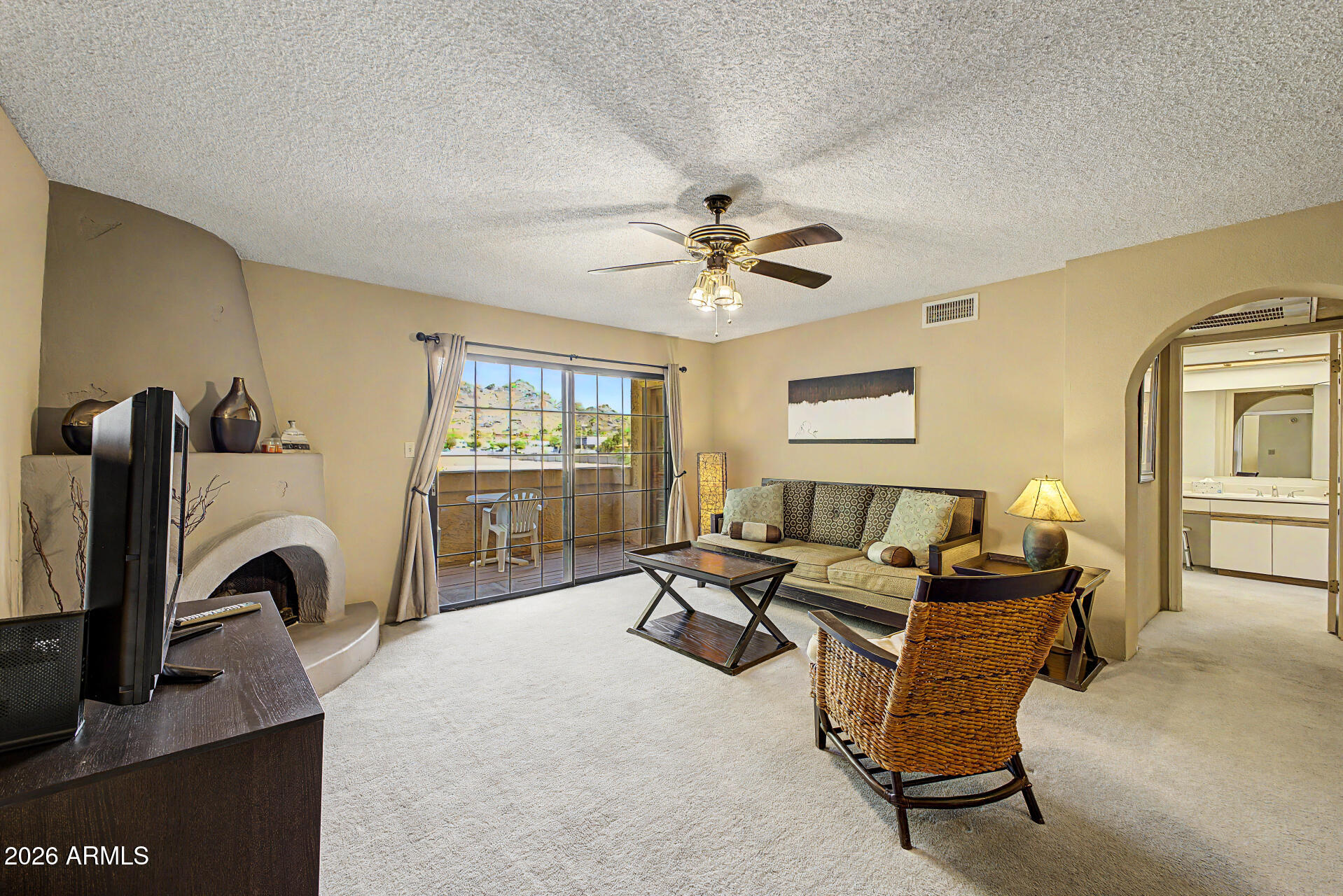 10410 N CAVE CREEK Road 2210