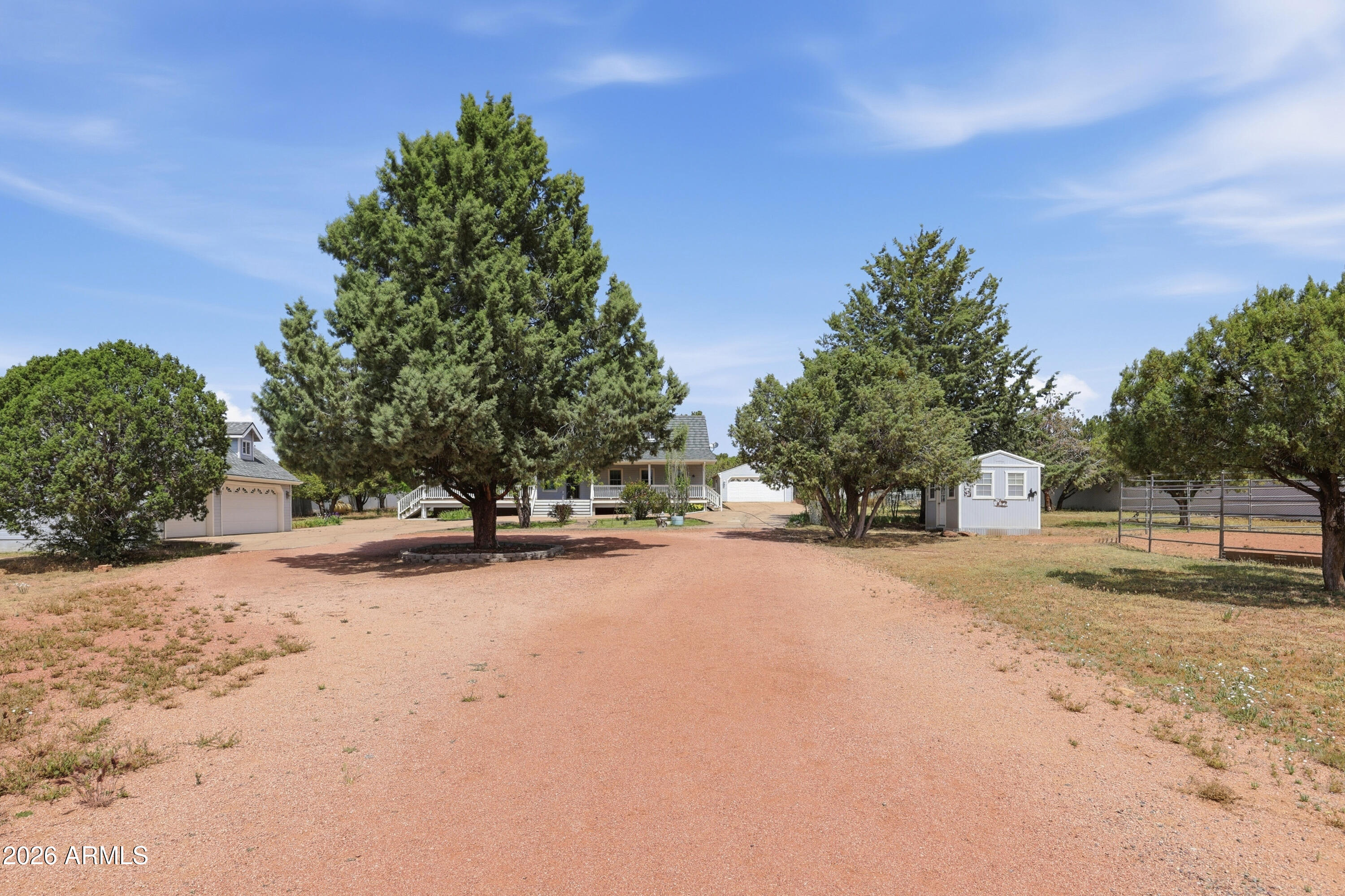 COUNTRY CLUB RANCHOS - Residential