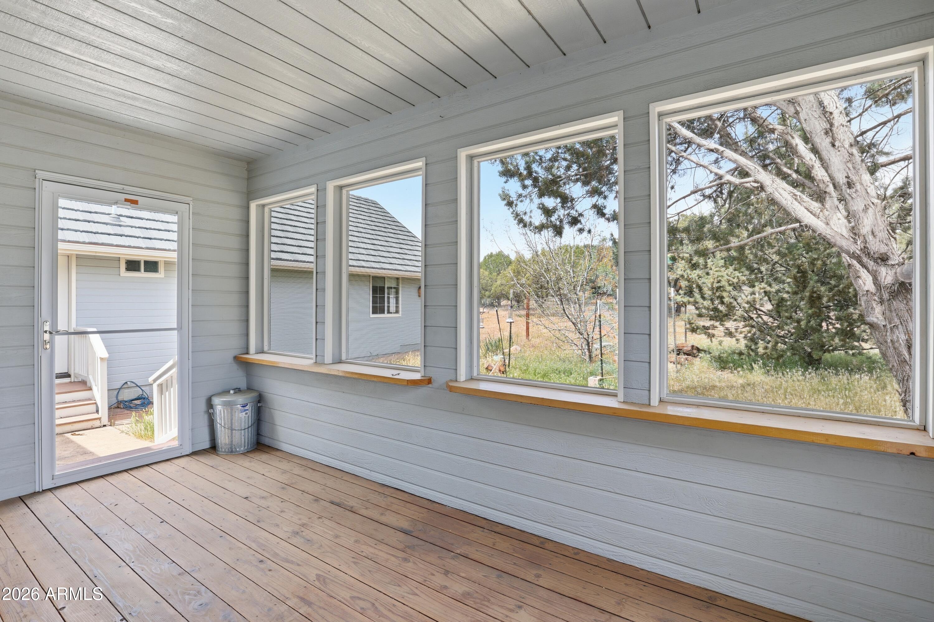 COUNTRY CLUB RANCHOS - Residential