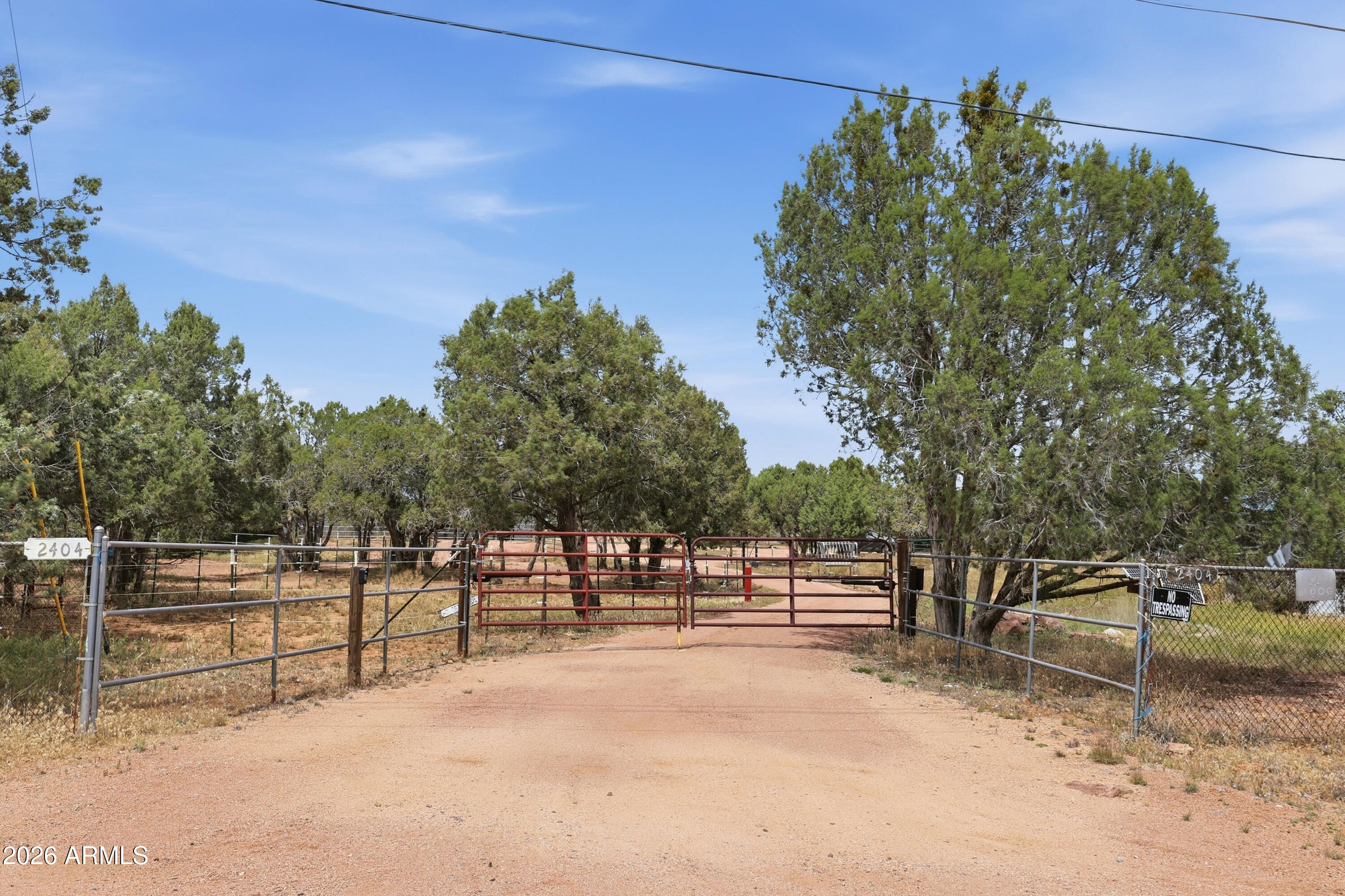 COUNTRY CLUB RANCHOS - Residential