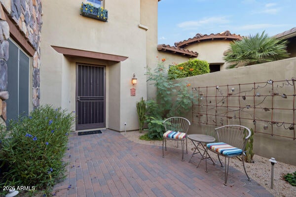 7240 E AURORA Drive