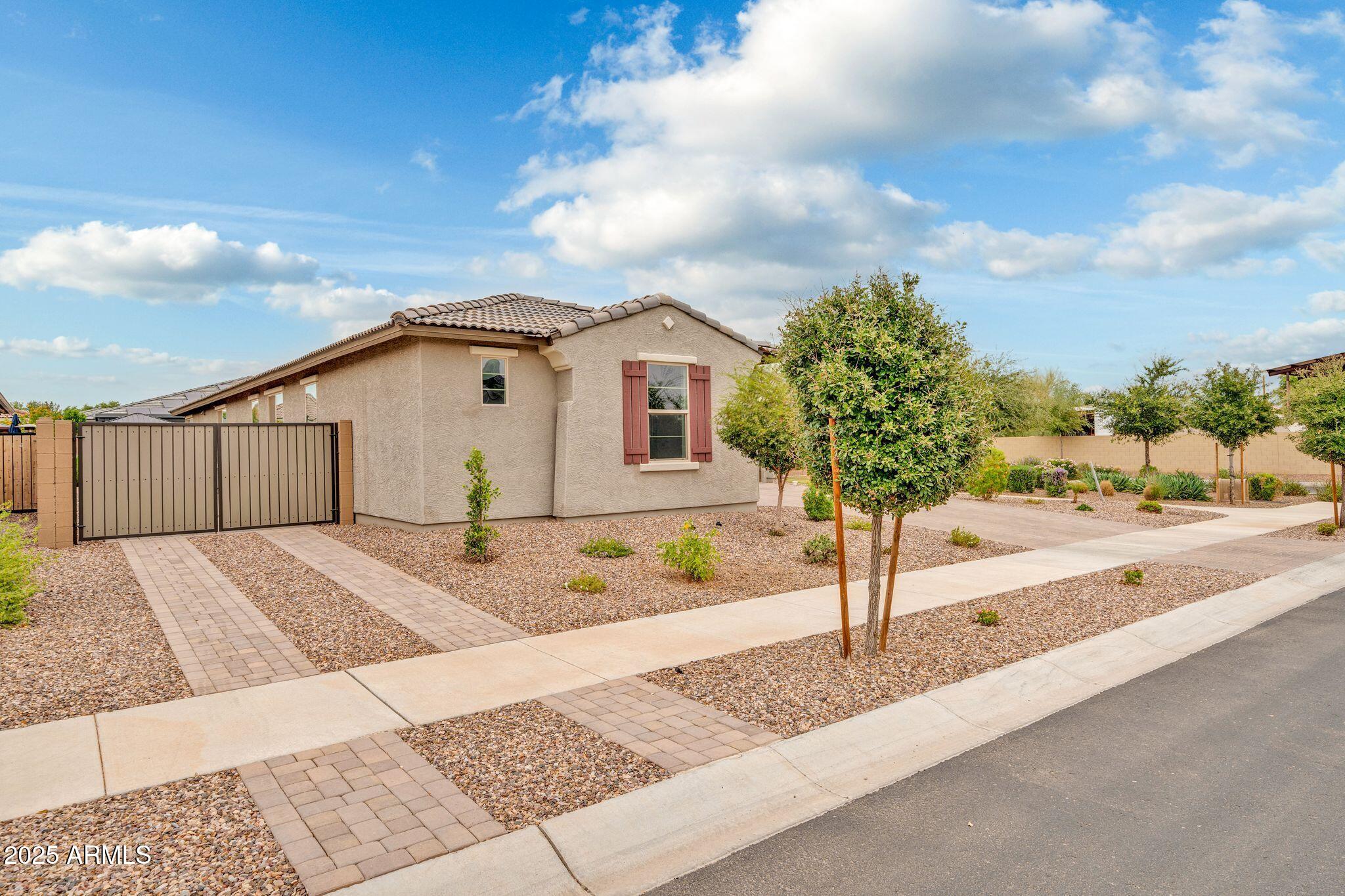 14338 W REDFIELD Road